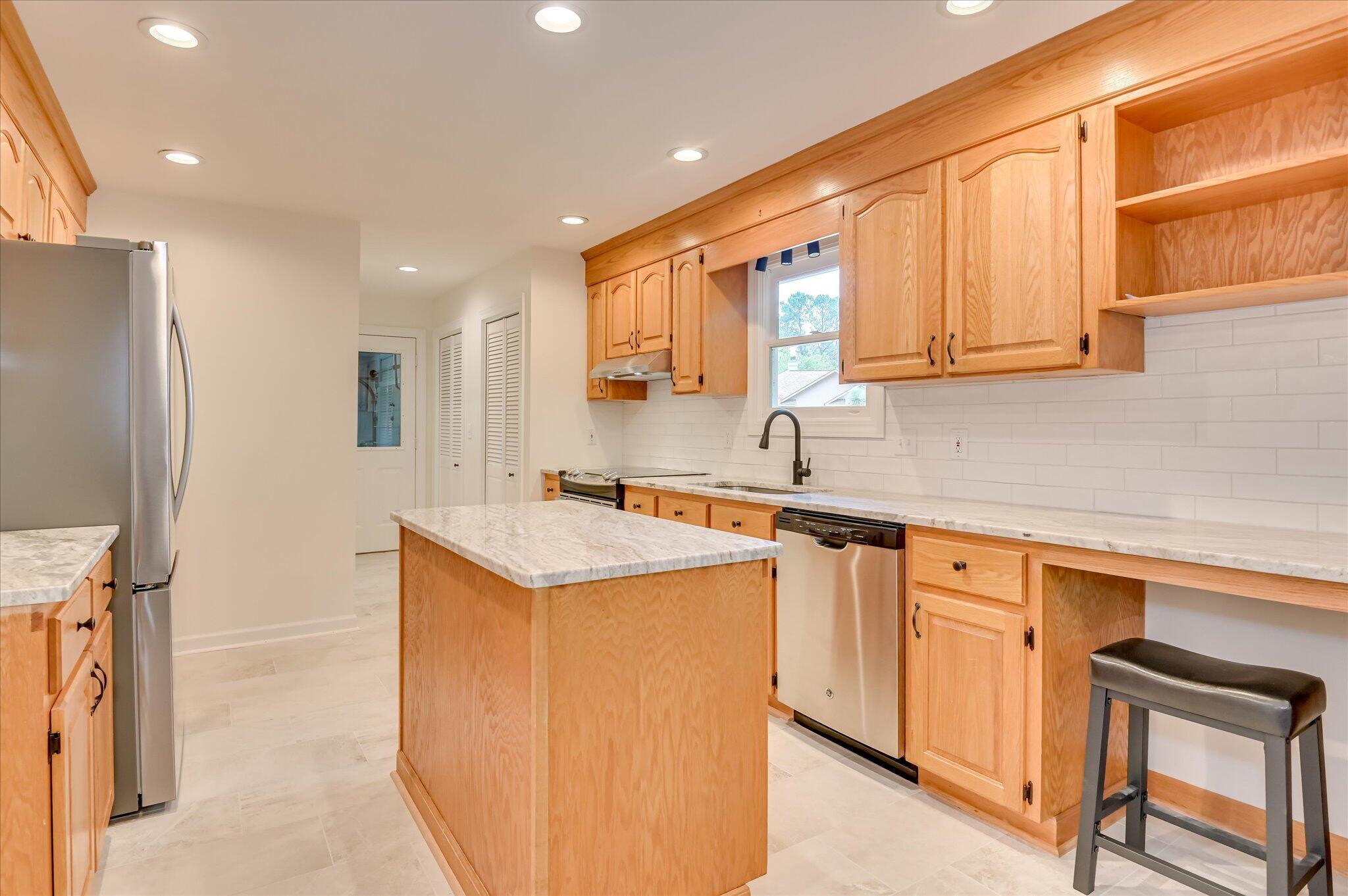 301 Misty Cove Property Photo 19