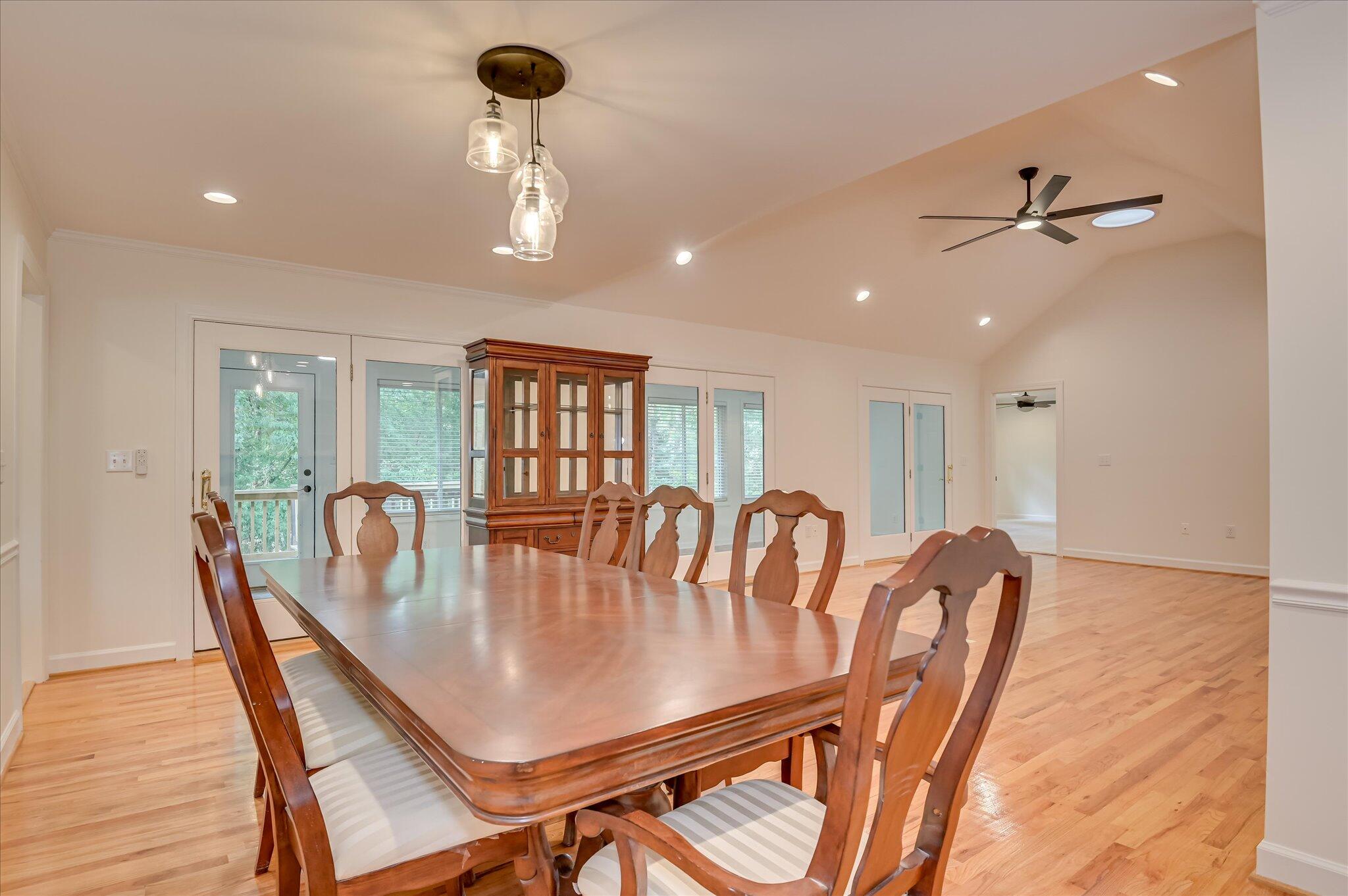 301 Misty Cove Property Photo 25