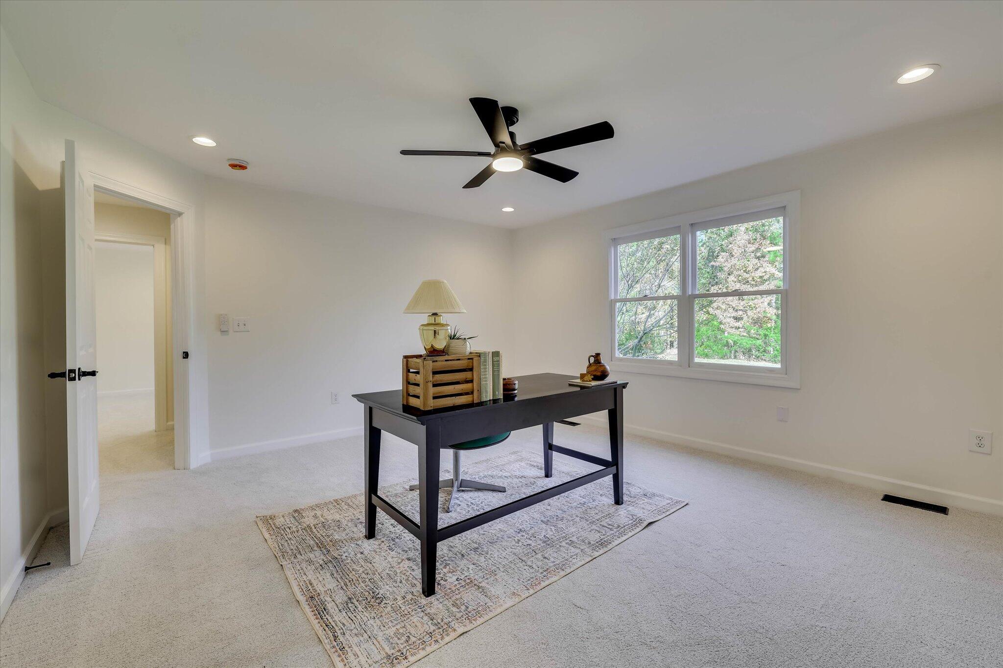 301 Misty Cove Property Photo 26