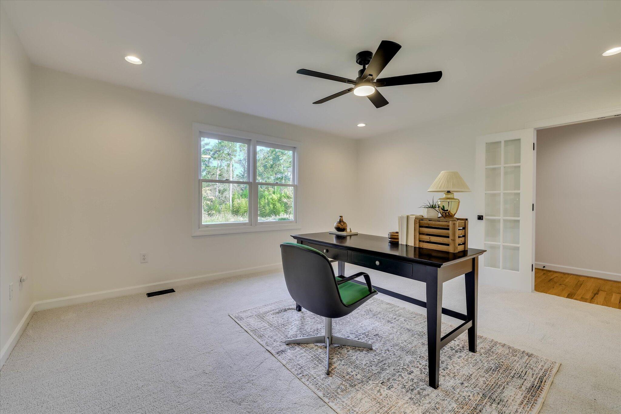 301 Misty Cove Property Photo 27