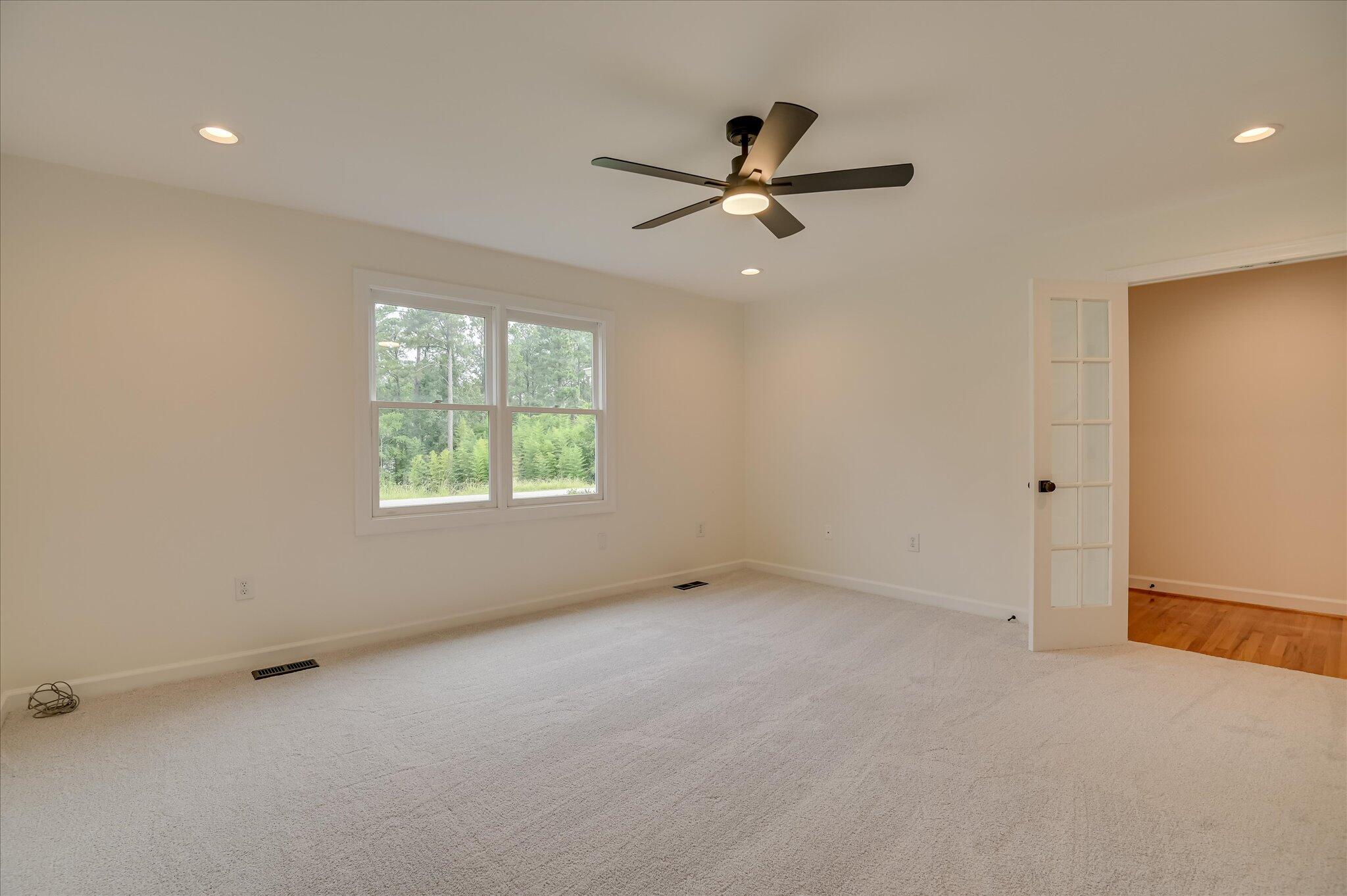 301 Misty Cove Property Photo 34