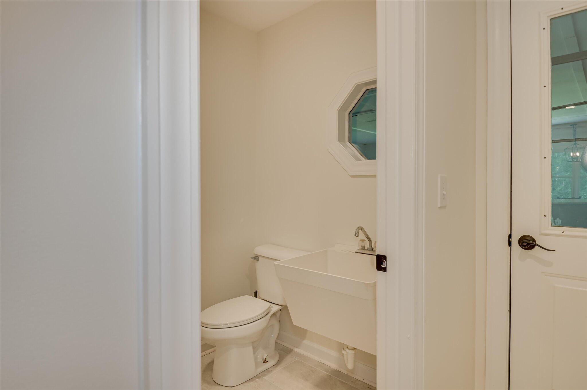 301 Misty Cove Property Photo 42