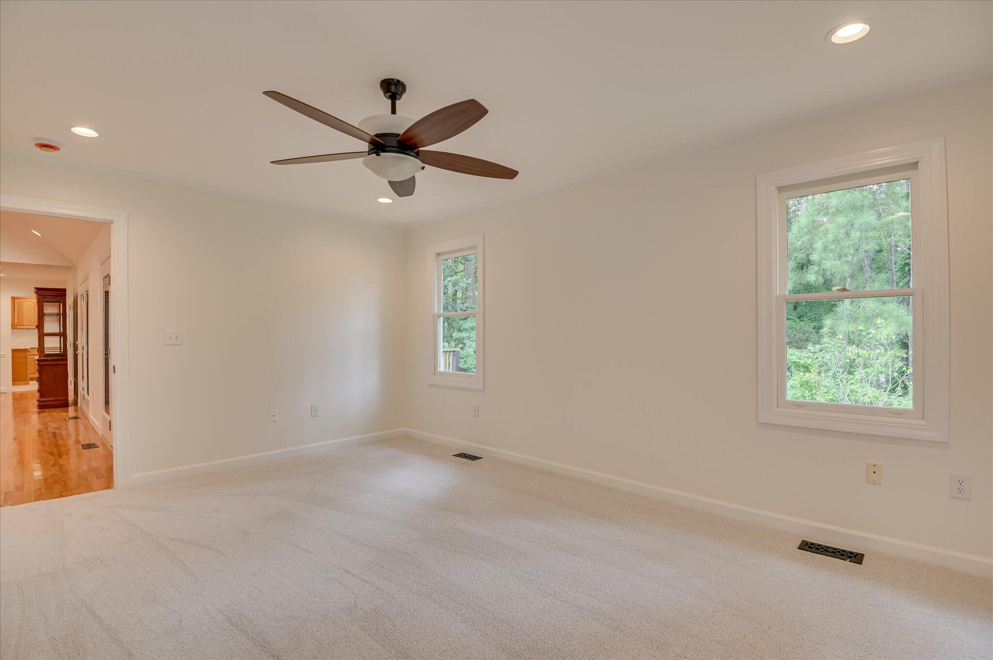 301 Misty Cove Property Photo 45