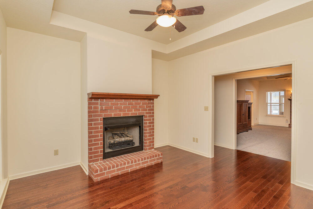 2114 Southlake Parkway Property Photo 13