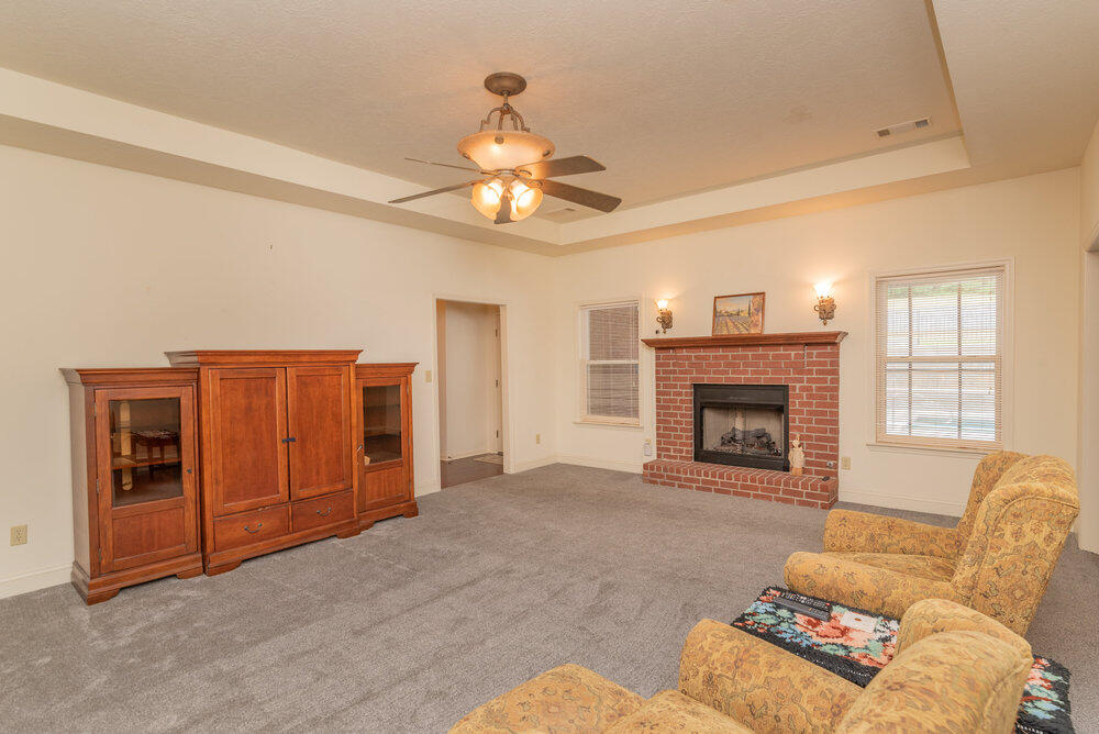 2114 Southlake Parkway Property Photo 15