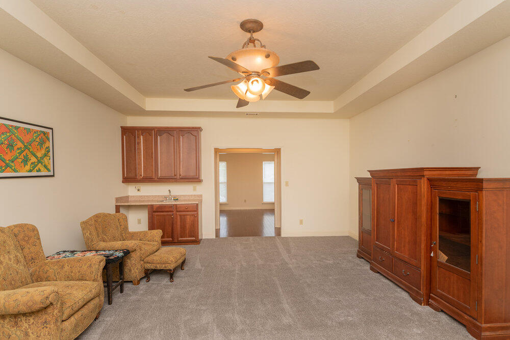 2114 Southlake Parkway Property Photo 17