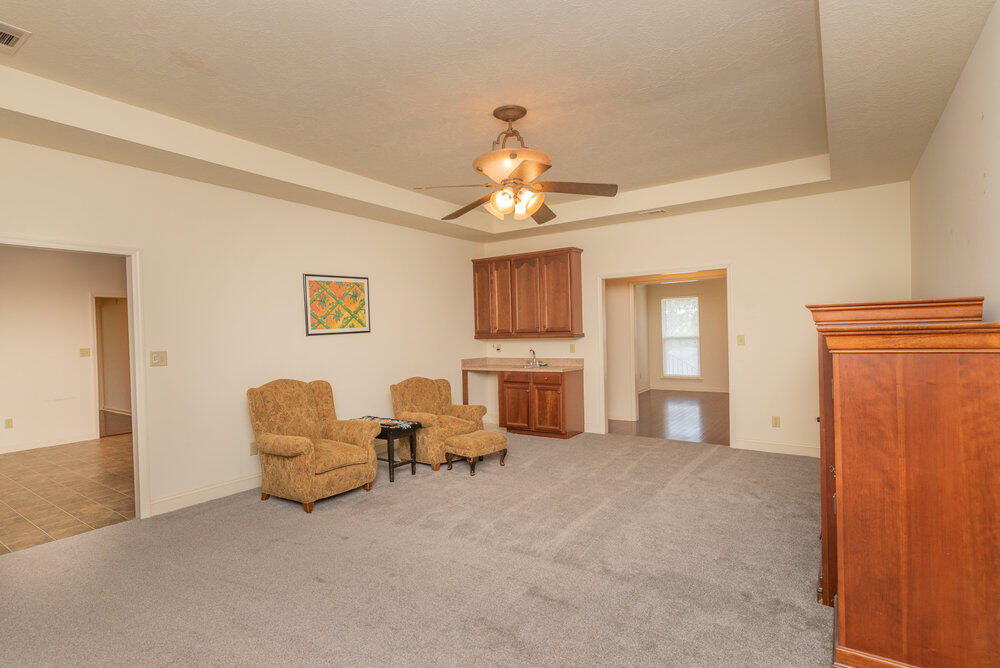 2114 Southlake Parkway Property Photo 18