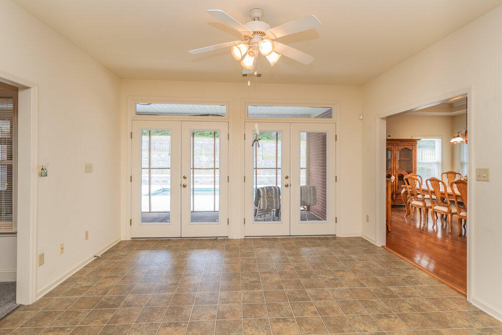 2114 Southlake Parkway Property Photo 23