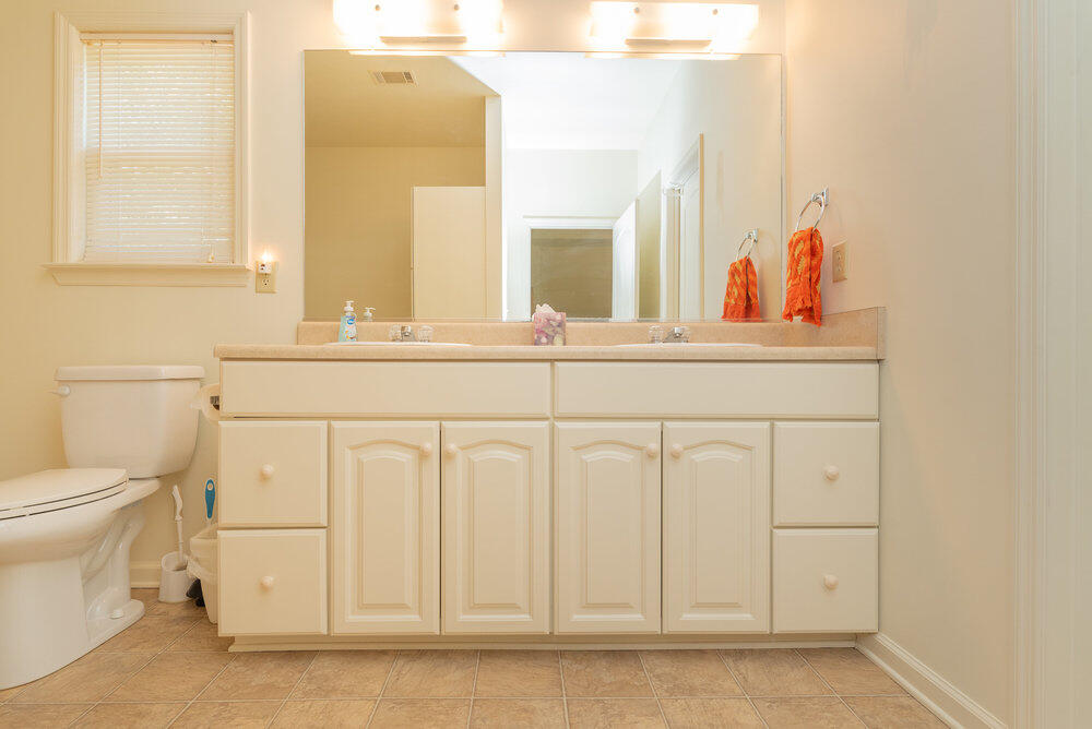 2114 Southlake Parkway Property Photo 39