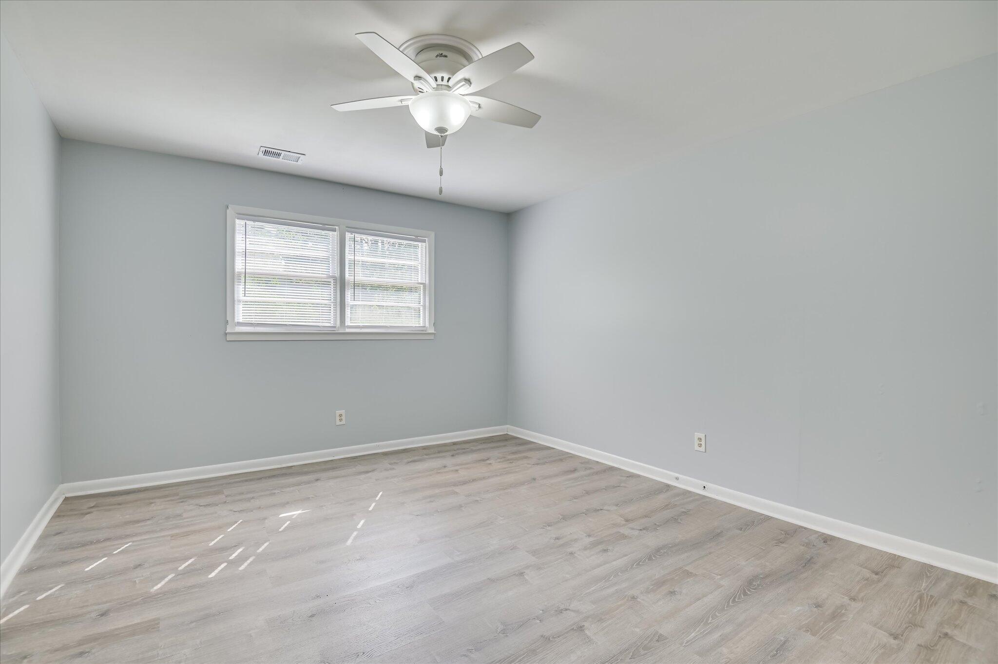 629 Canterbury Property Photo 48