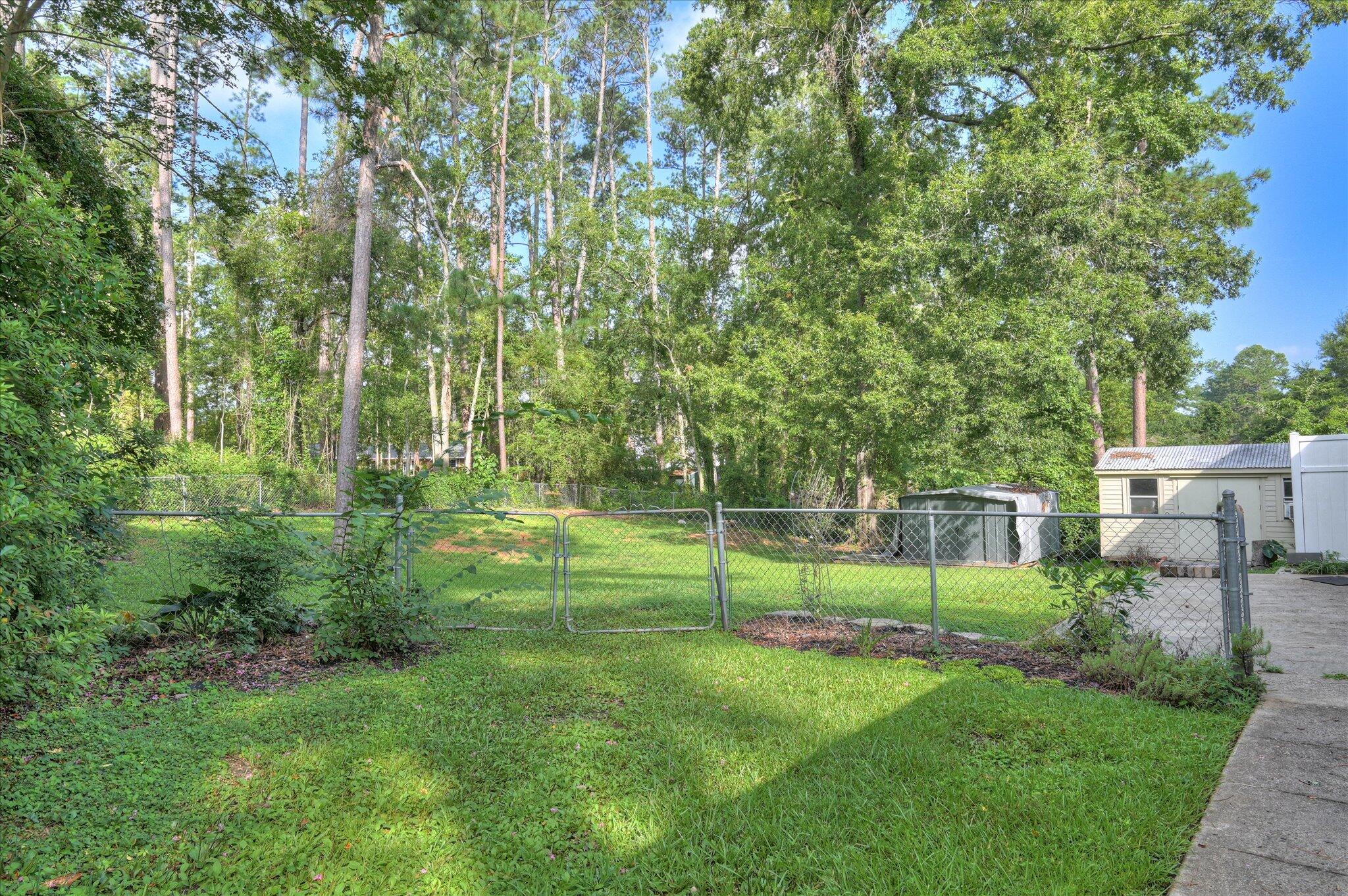 629 Canterbury Property Photo 63