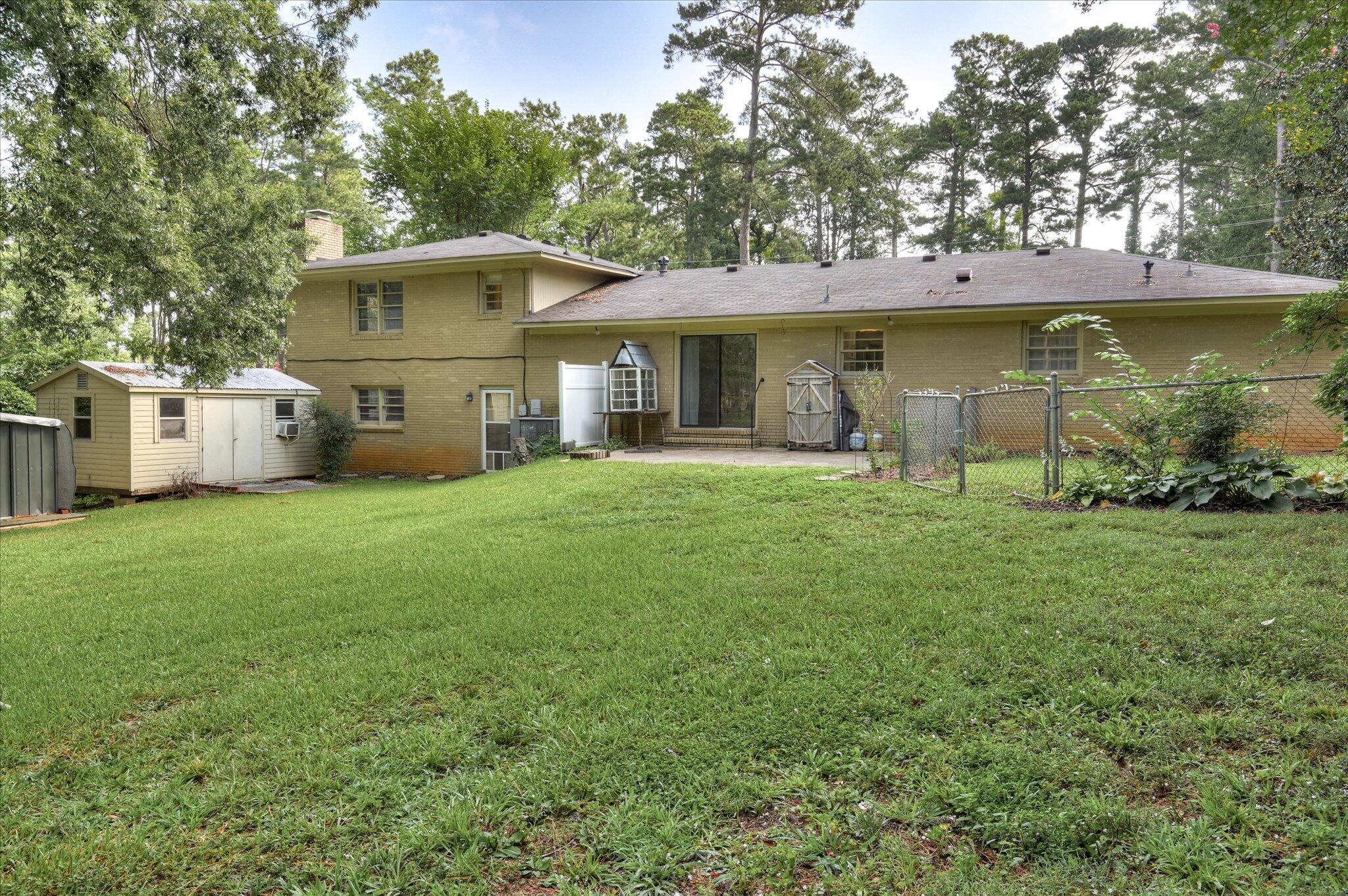 629 Canterbury Property Photo 66