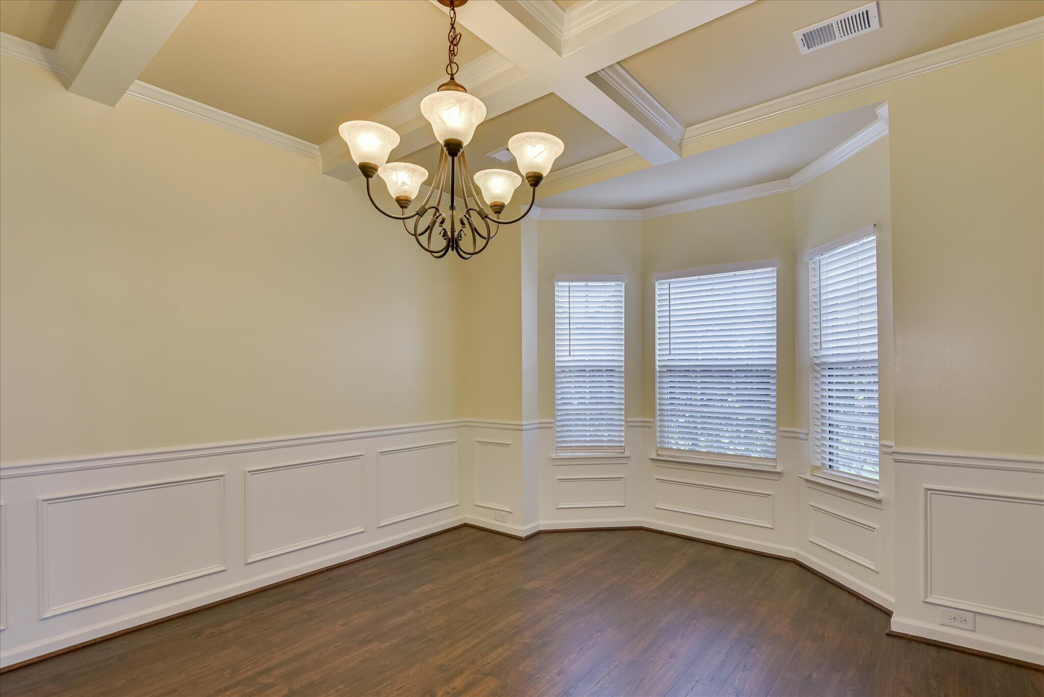 2789 Huntcliffe Drive Property Photo 9