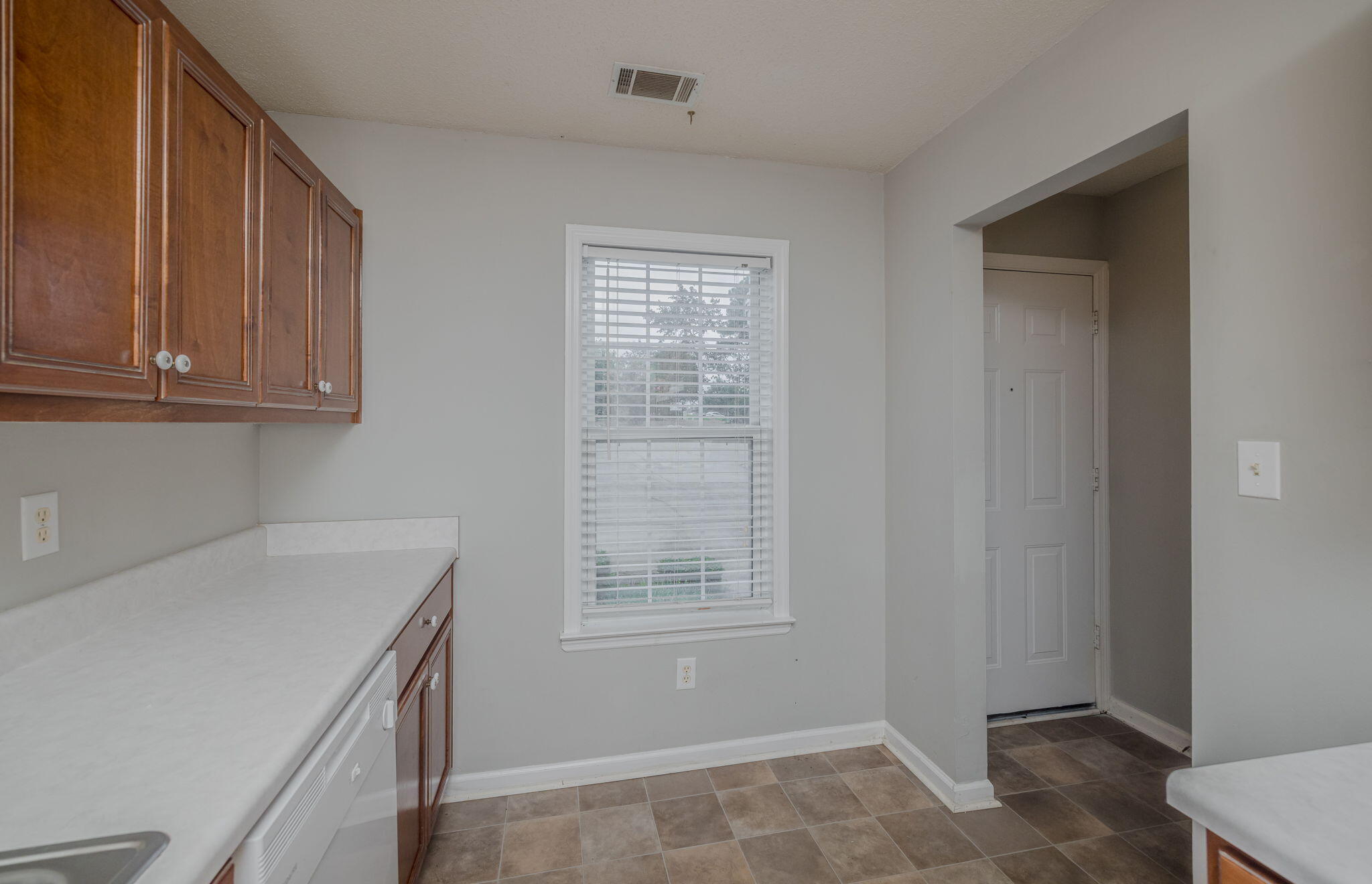 300 Nevis Drive Property Photo 16