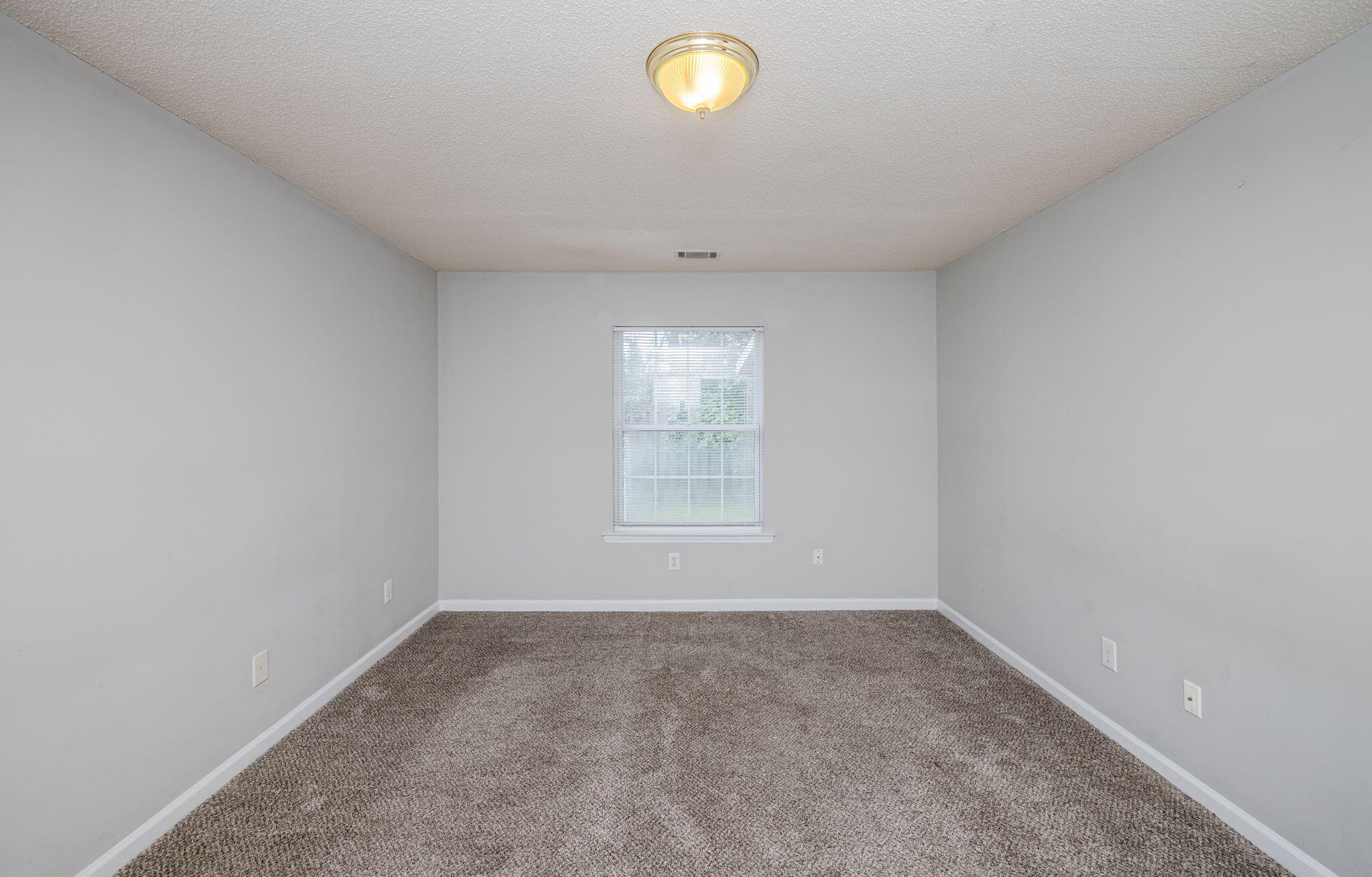 300 Nevis Drive Property Photo 18