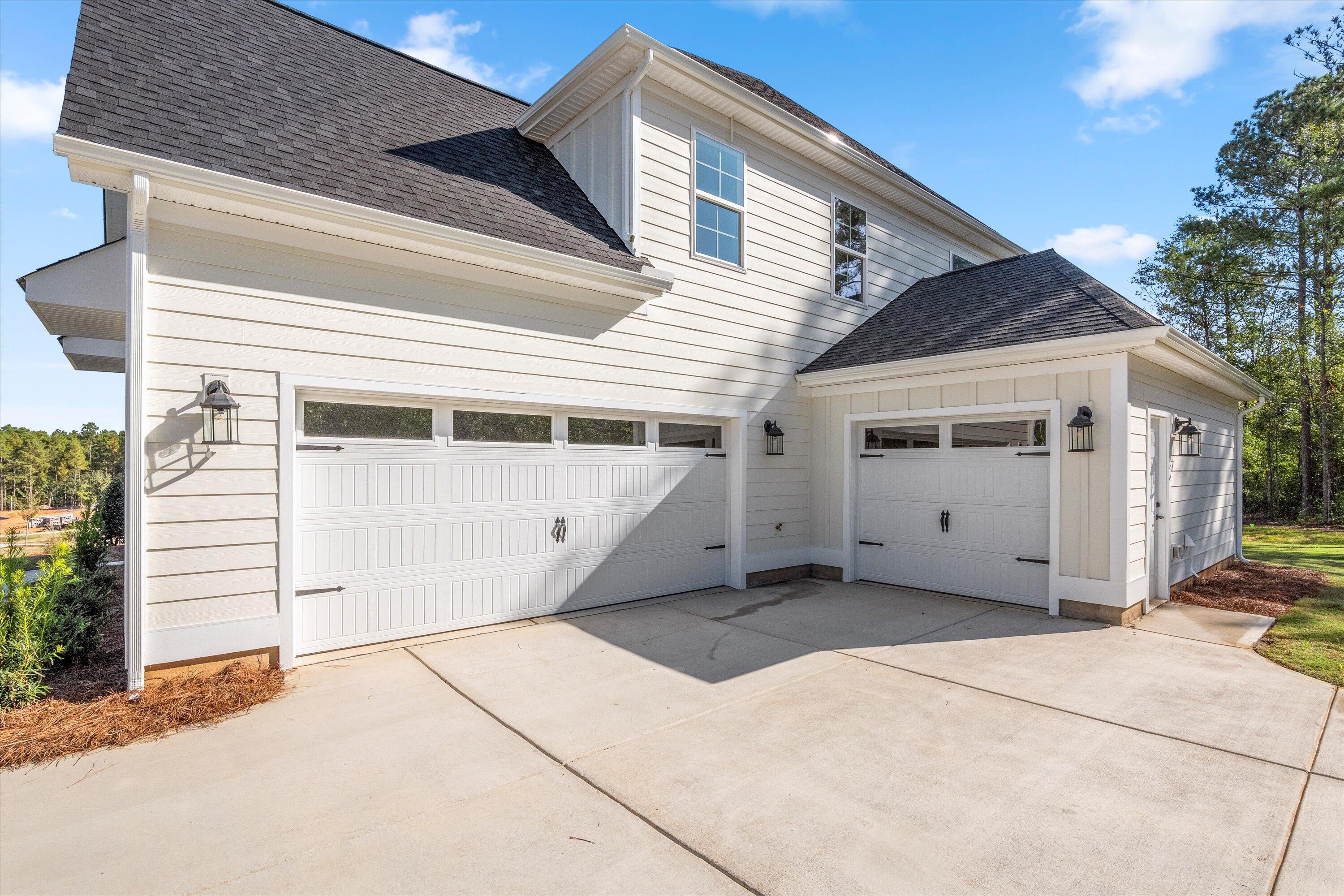 7044 Snap Spur Circle Property Photo 6