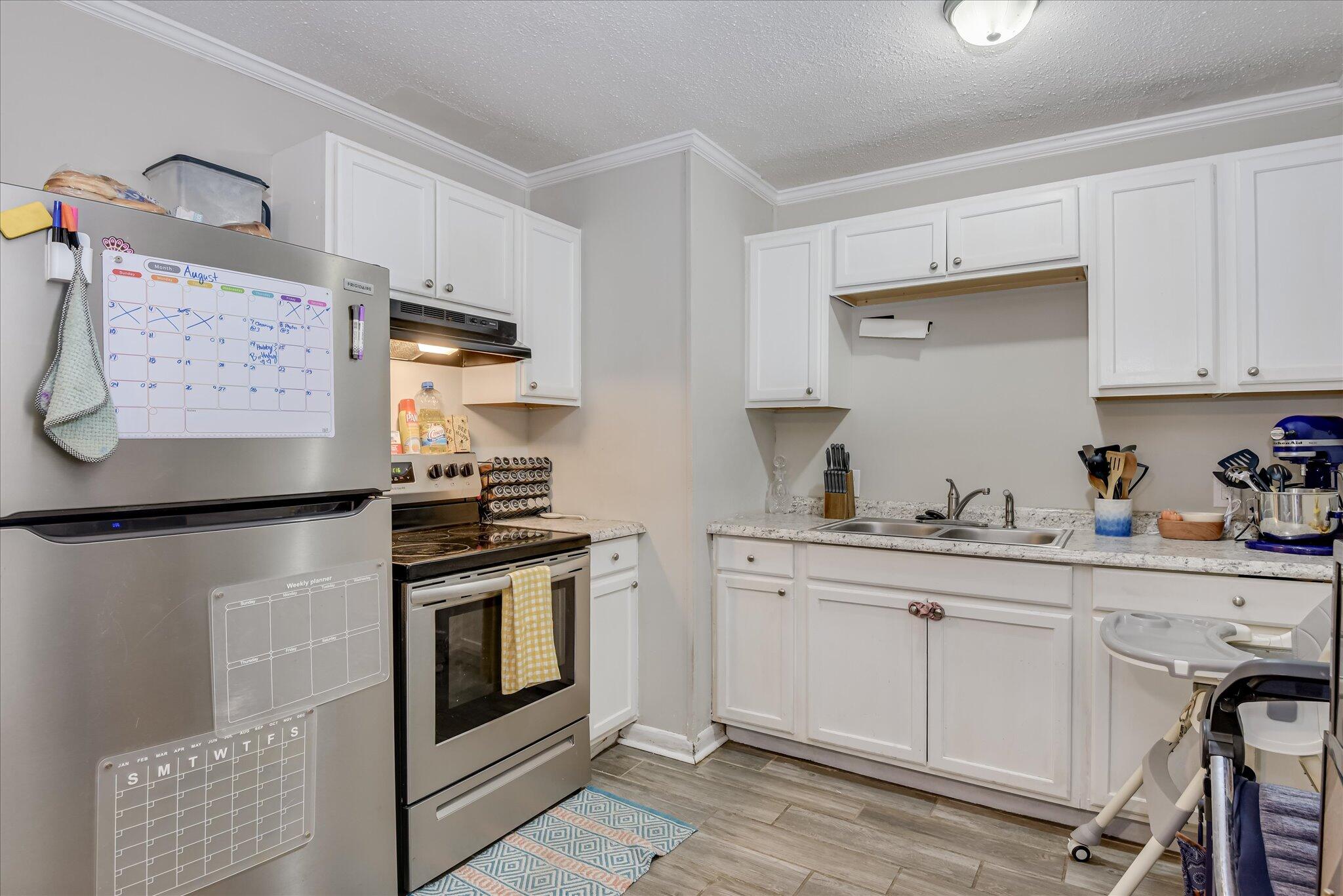 3632 Alene Circle Property Photo 8