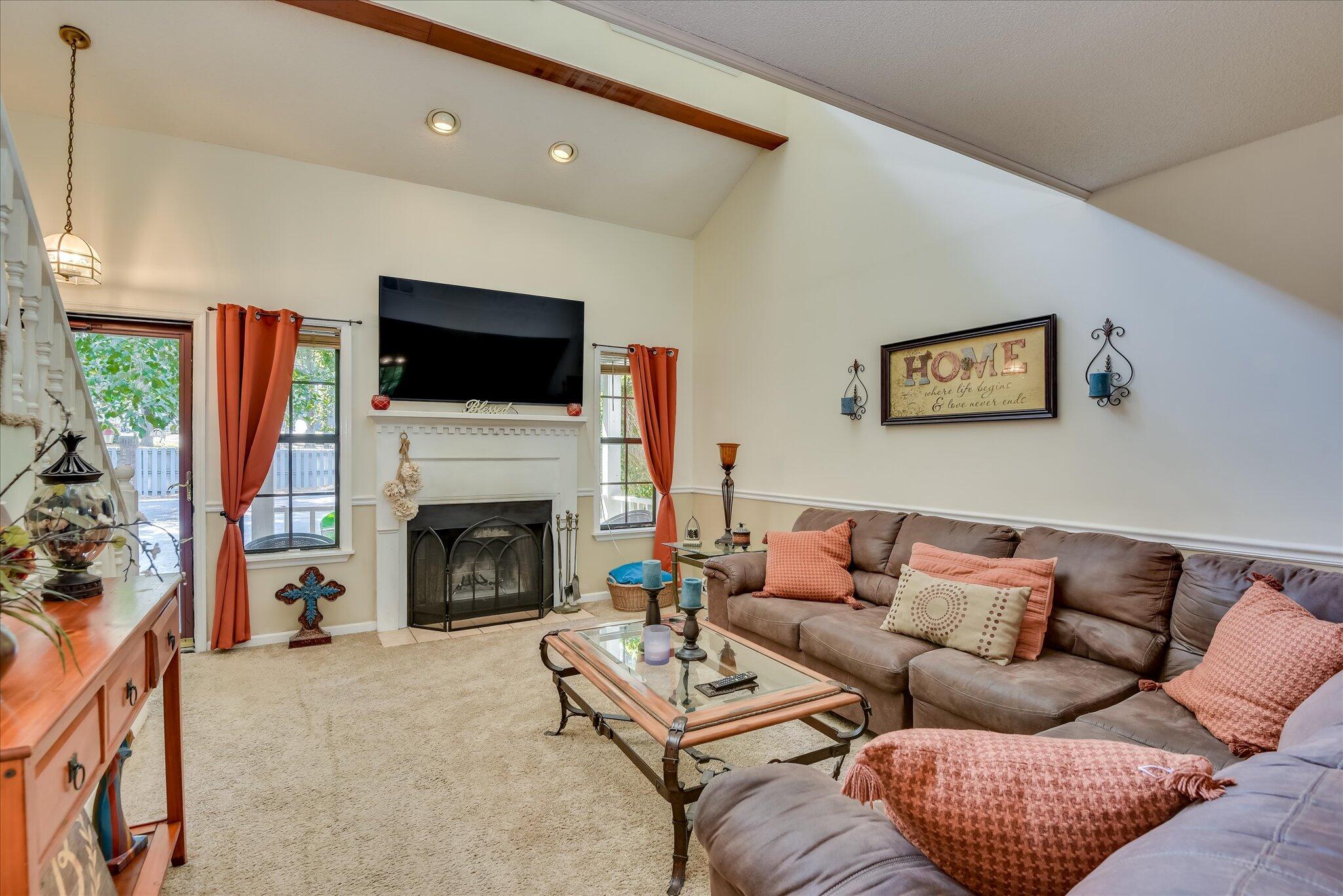 489 Creekwalk Circle Property Photo 8
