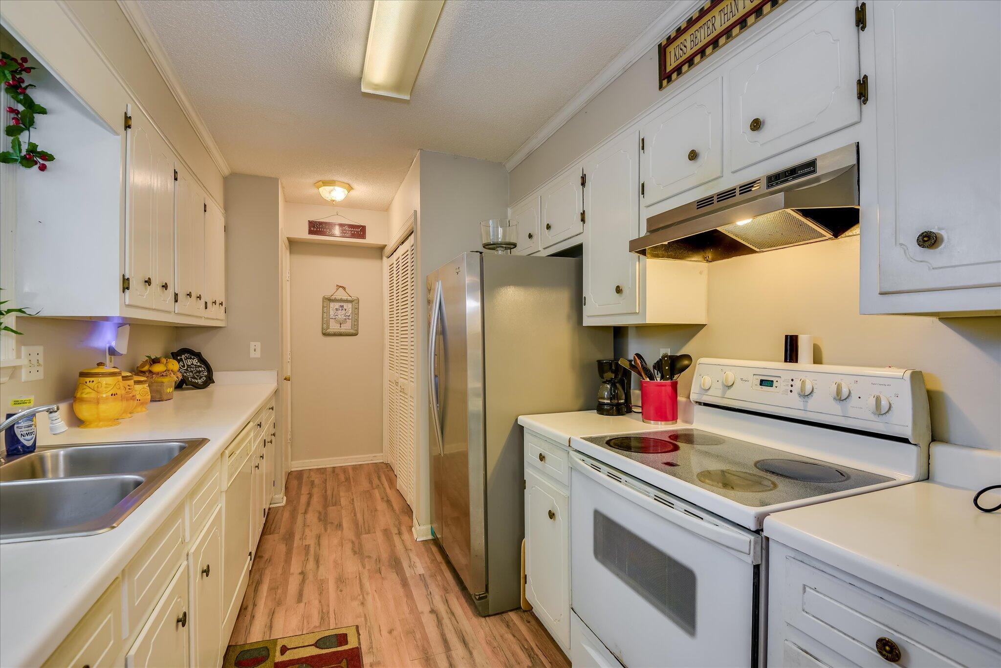 489 Creekwalk Circle Property Photo 13