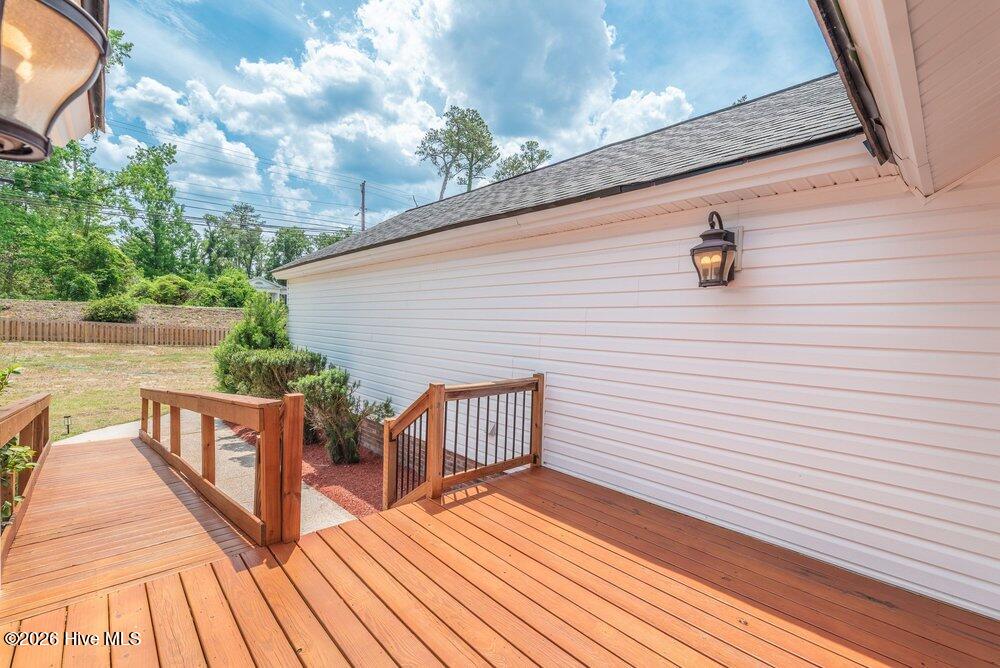 3075 Walton Way Property Photo 26