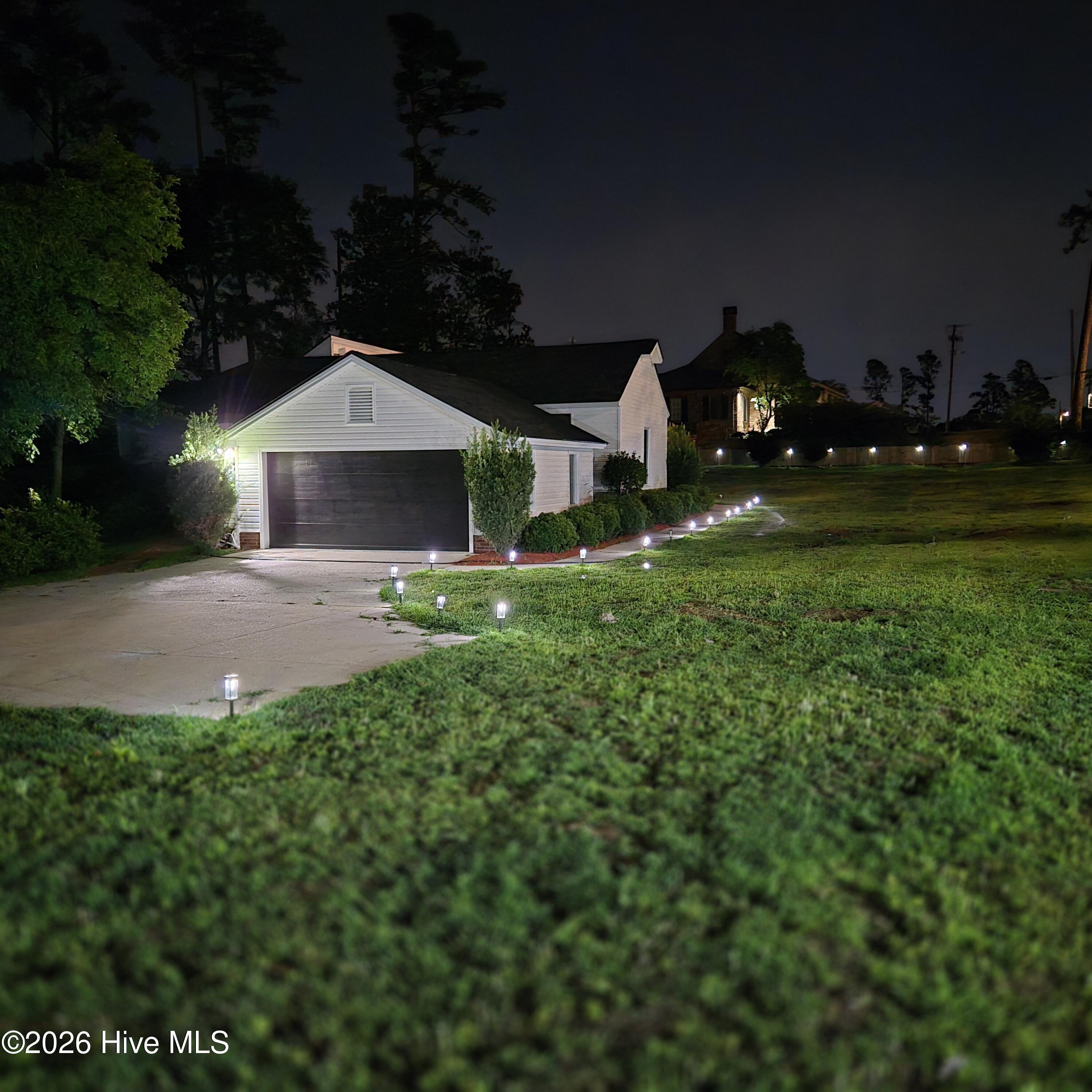 3075 Walton Way Property Photo 78