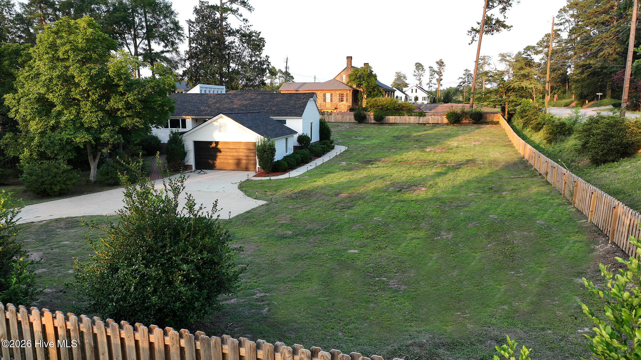 3075 Walton Way Property Photo 79