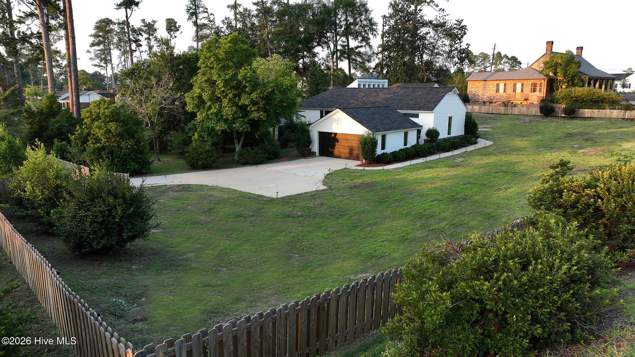 3075 Walton Way Property Photo 81