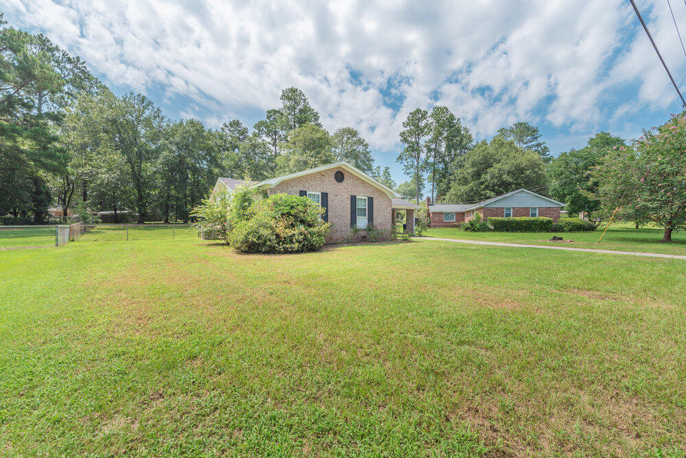 4034 Burning Tree Lane Property Photo 2