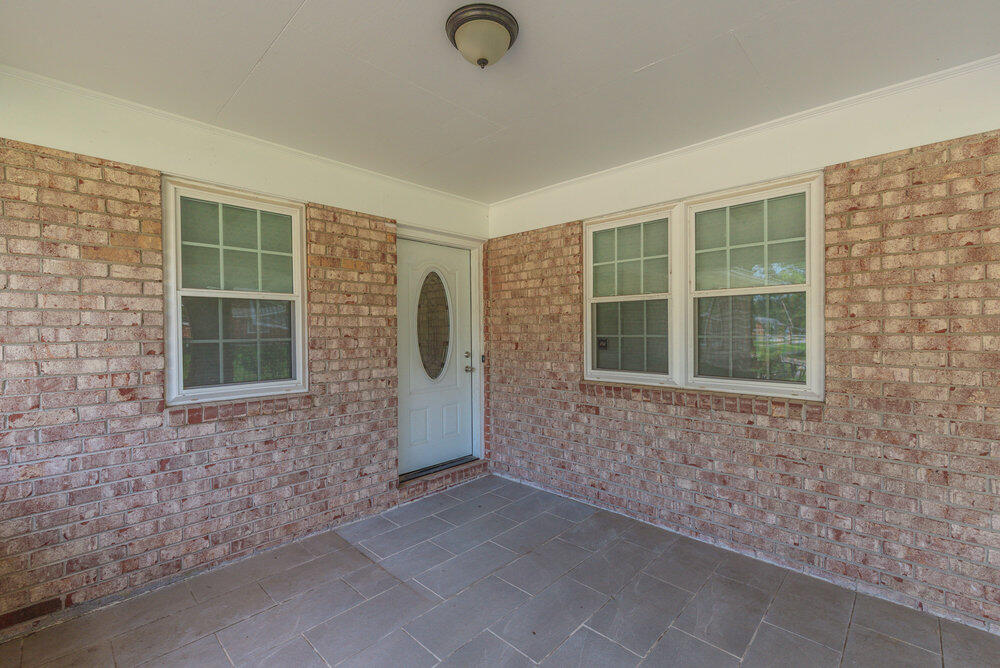4034 Burning Tree Lane Property Photo 8