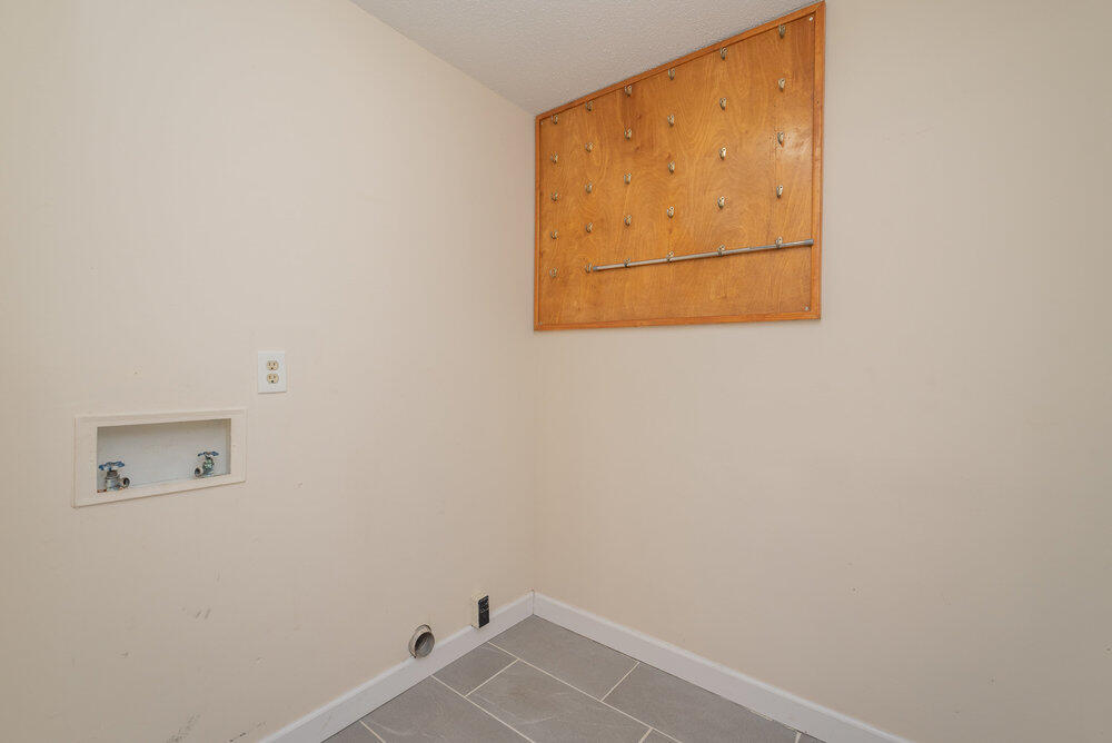 4034 Burning Tree Lane Property Photo 20
