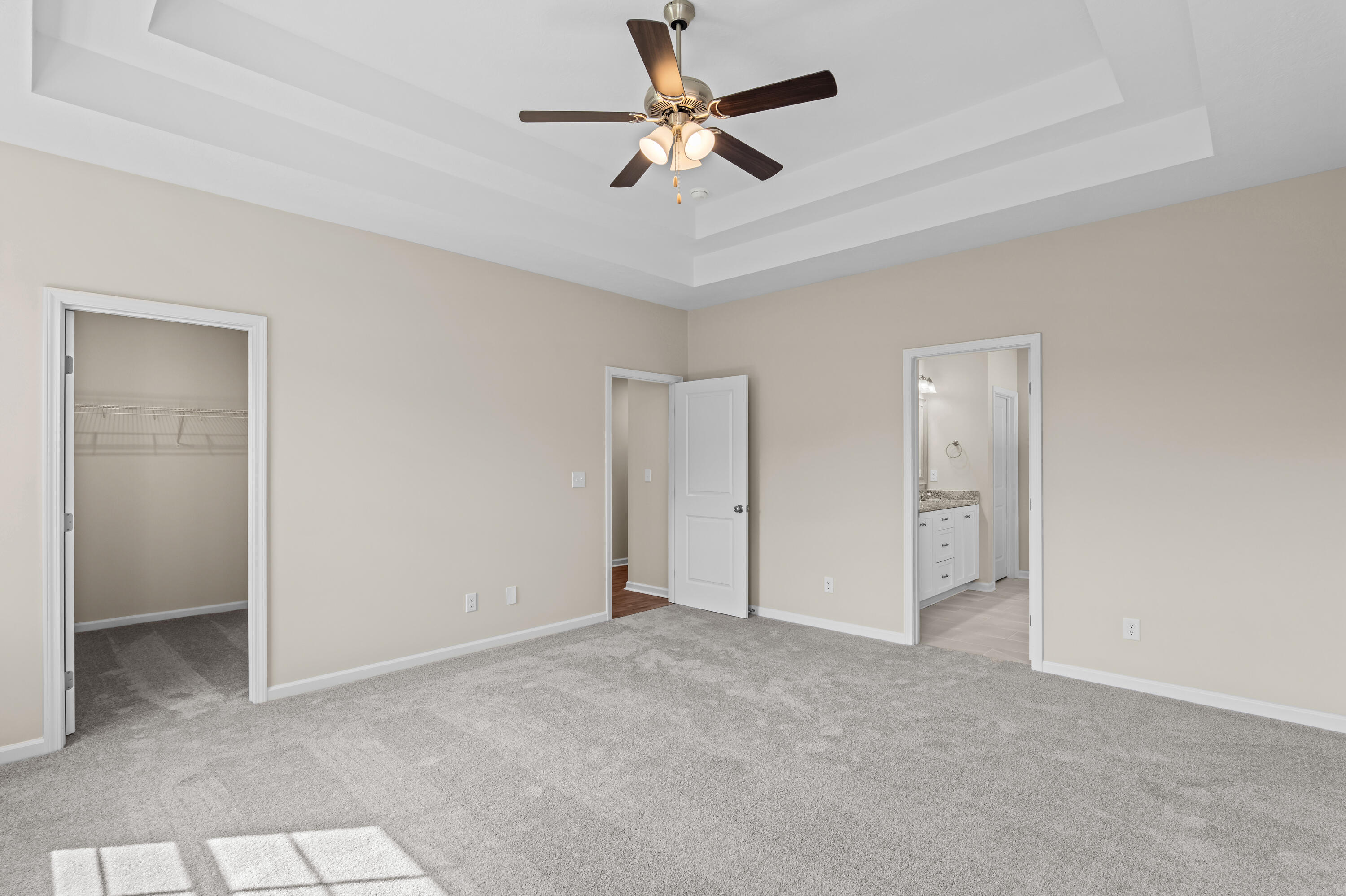 210 Dublin Loop Property Photo 24