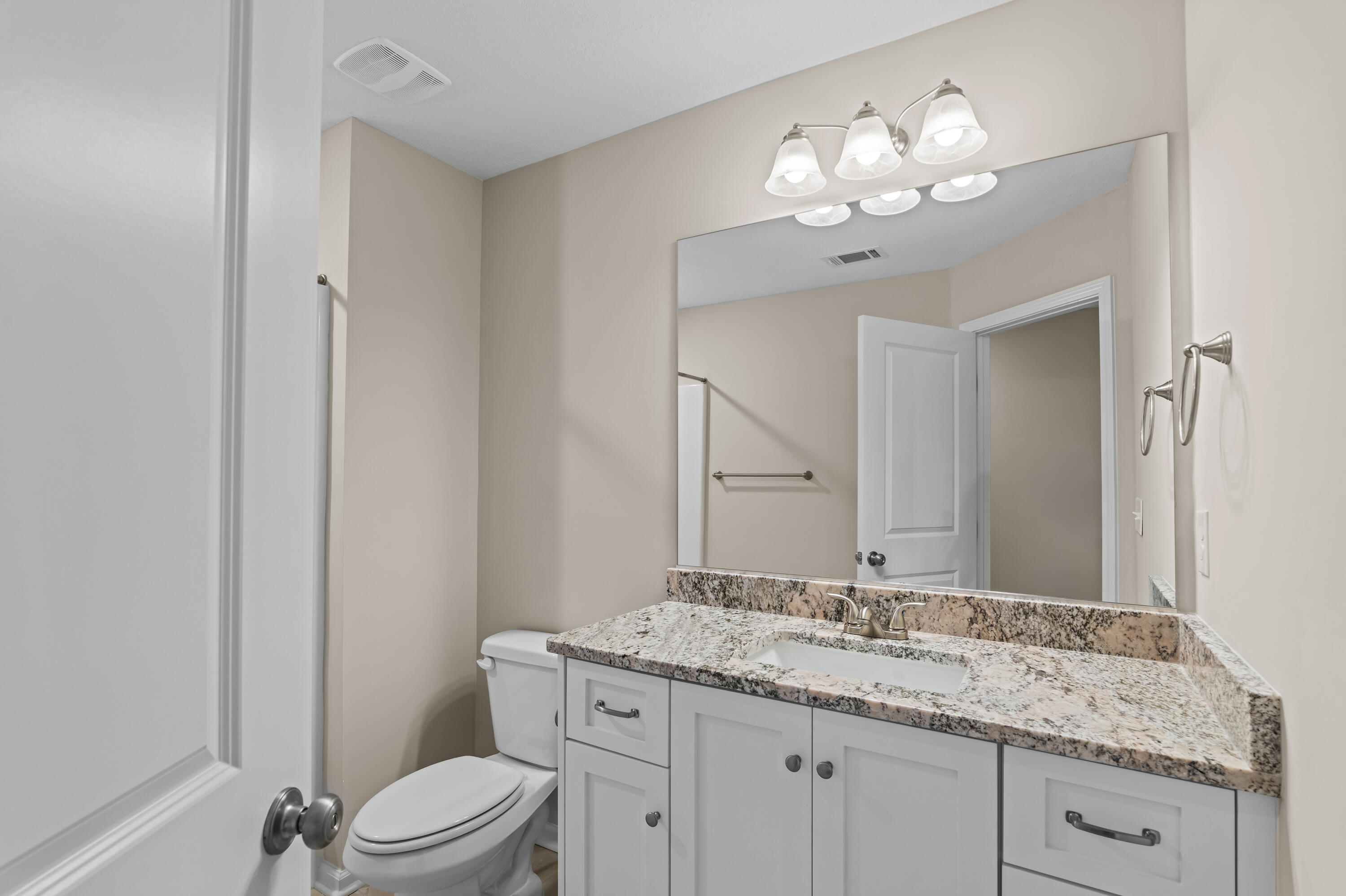 210 Dublin Loop Property Photo 32