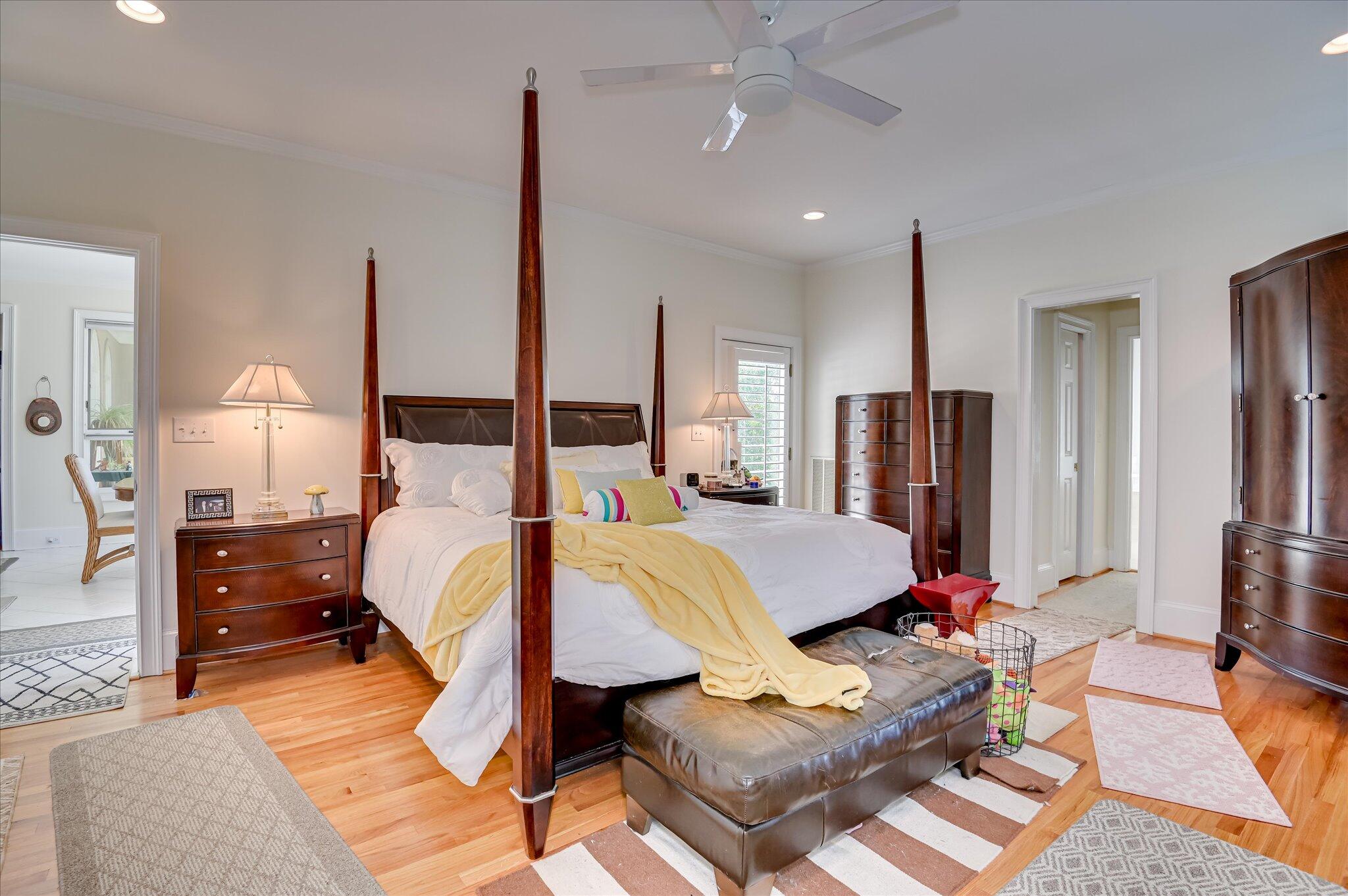 4234 Riverside Drive Property Photo 20