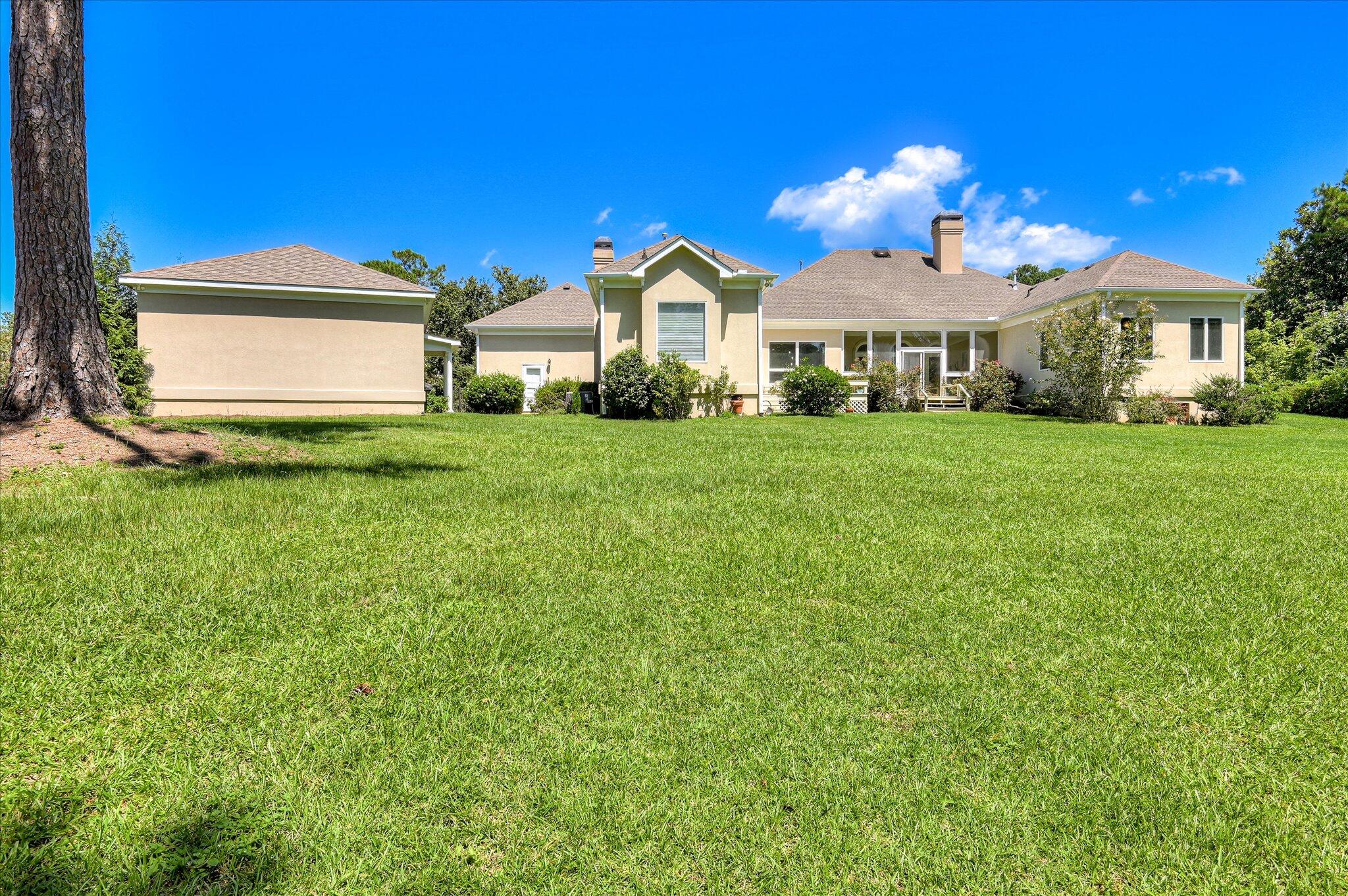 4234 Riverside Drive Property Photo 37