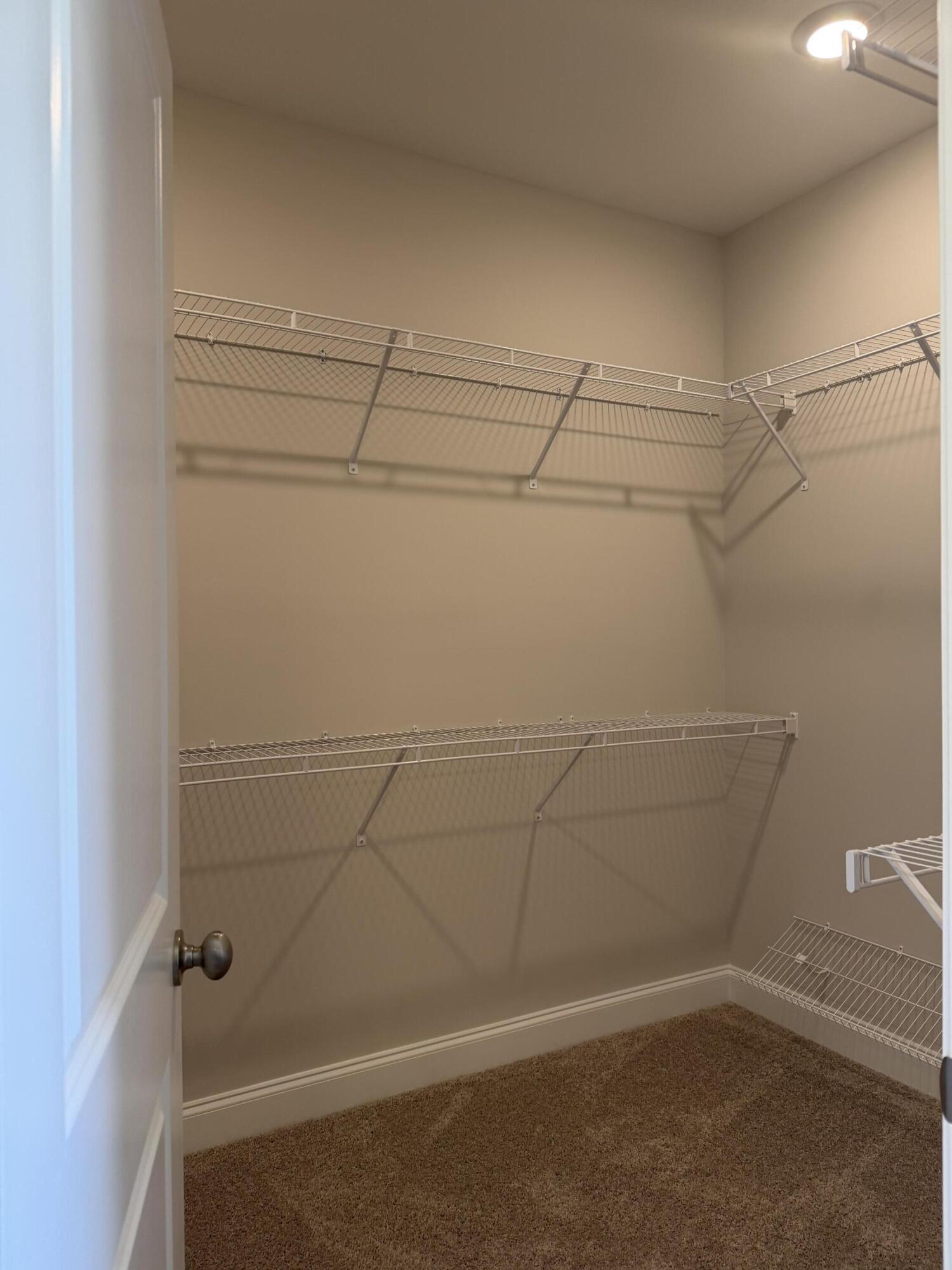 1302 Elias Station Property Photo 17