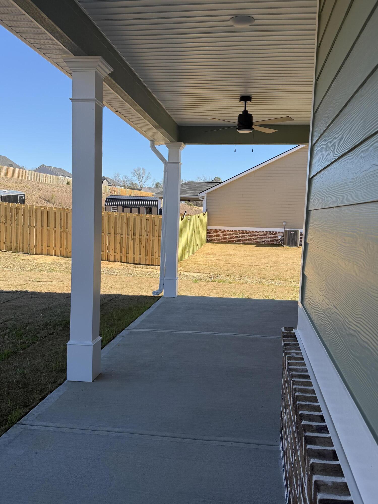 1302 Elias Station Property Photo 30