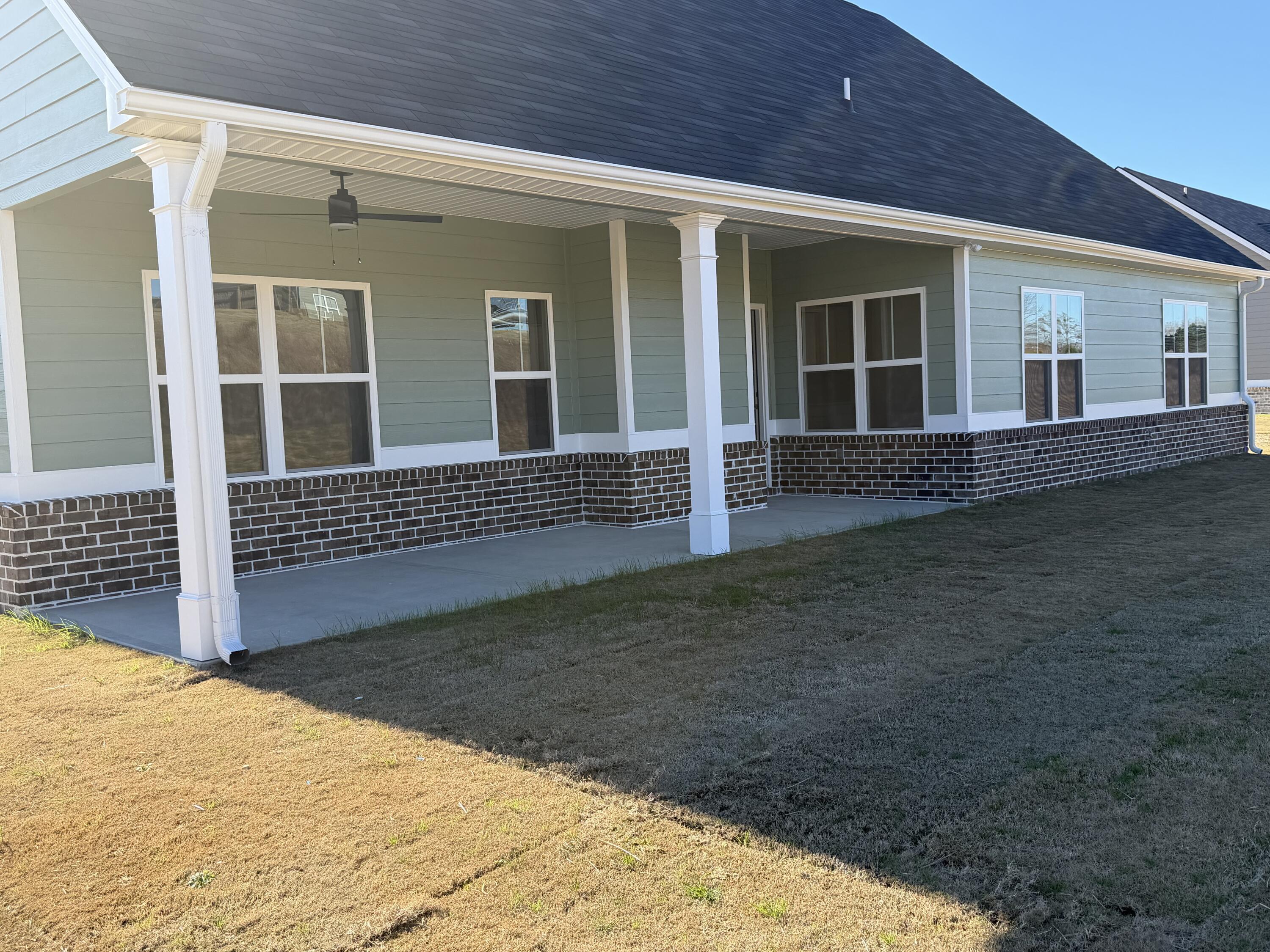 1302 Elias Station Property Photo 31