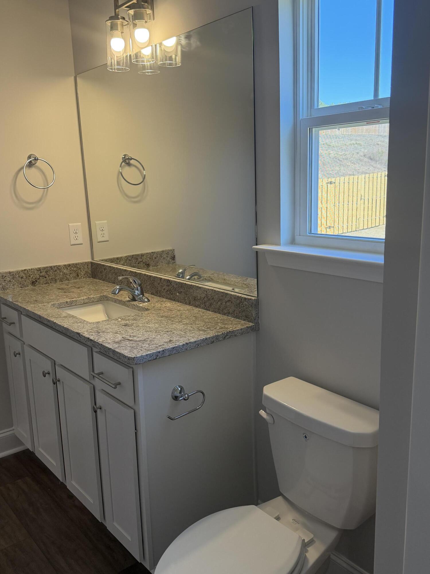 1302 Elias Station Property Photo 40