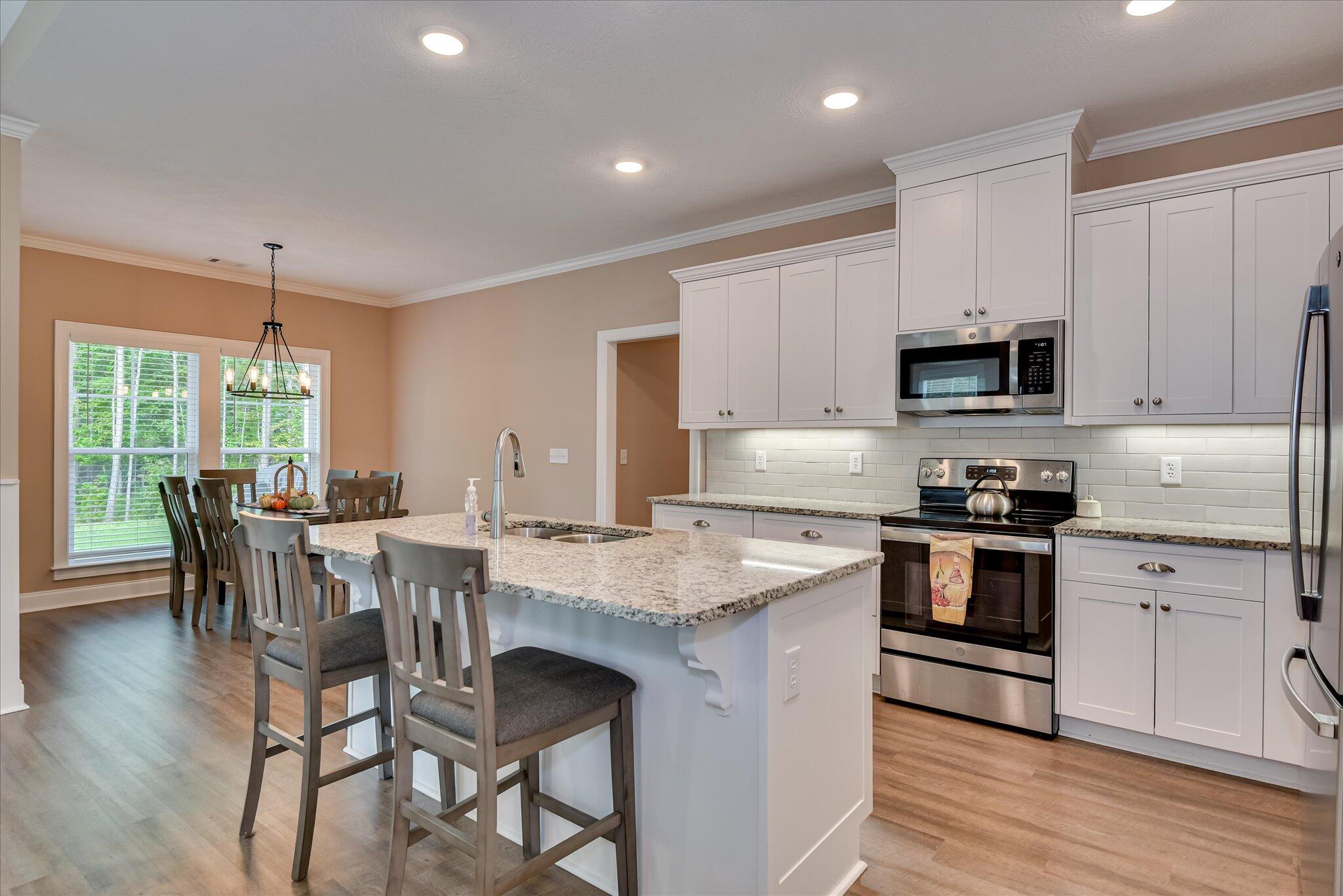105 Stonebridge Loop Property Photo 17