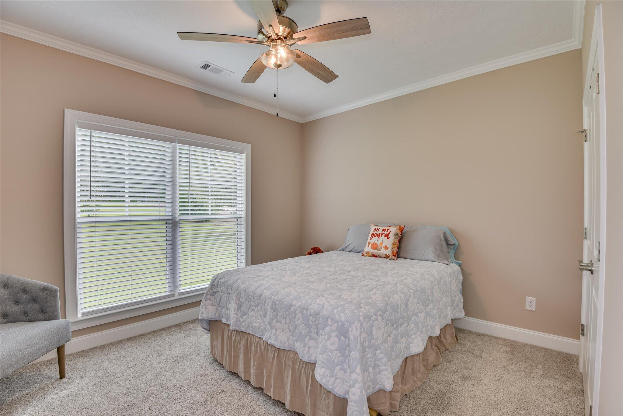 105 Stonebridge Loop Property Photo 35