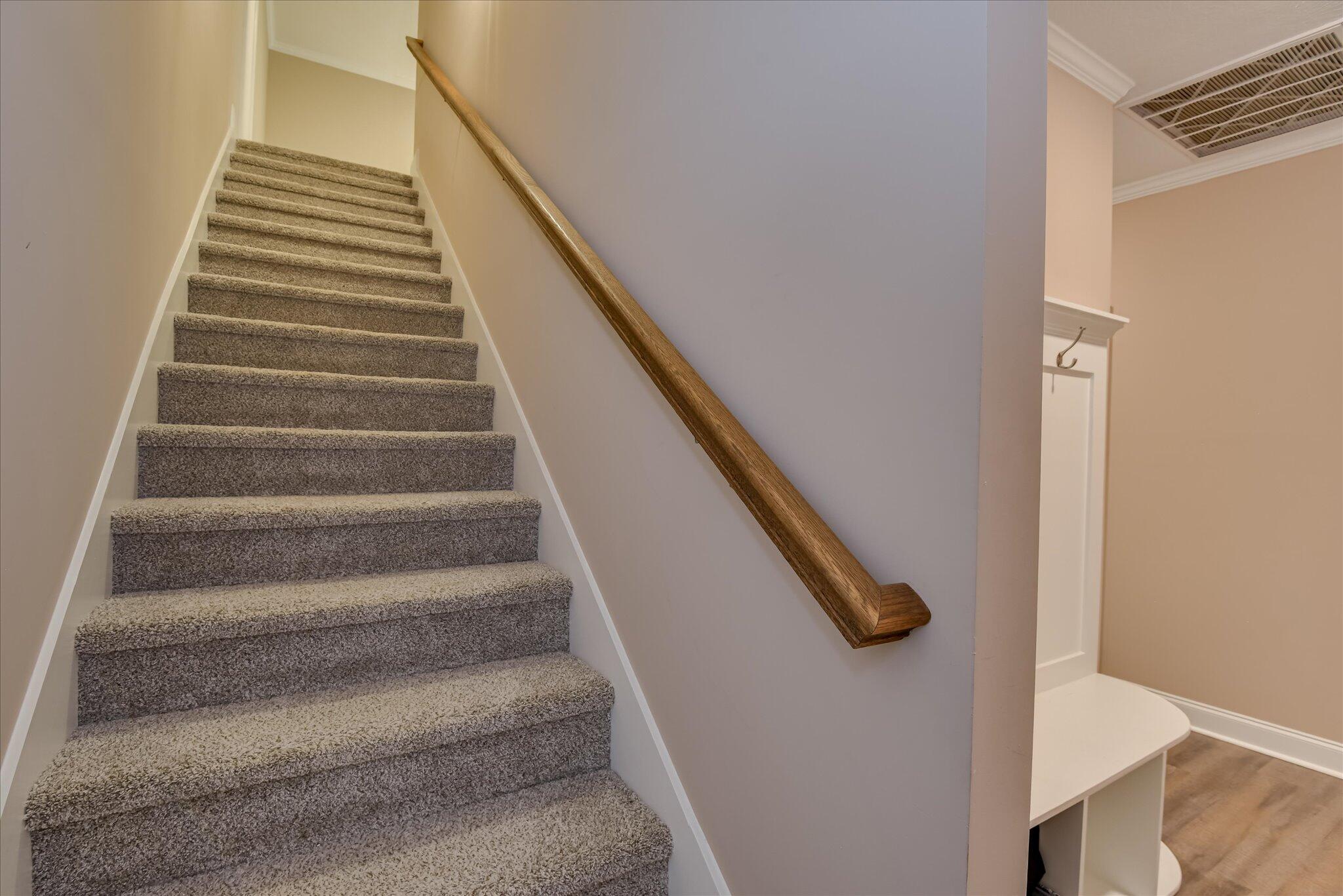 105 Stonebridge Loop Property Photo 43