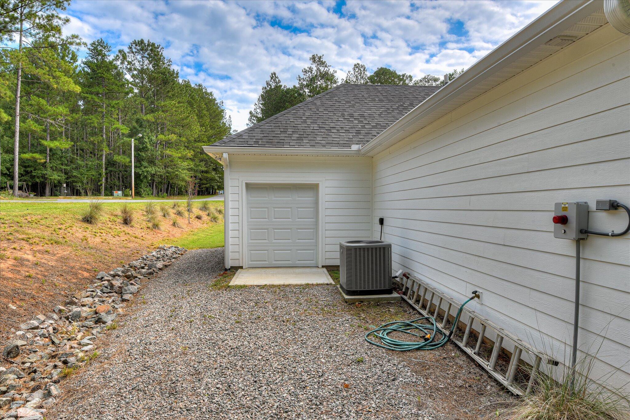105 Stonebridge Loop Property Photo 50
