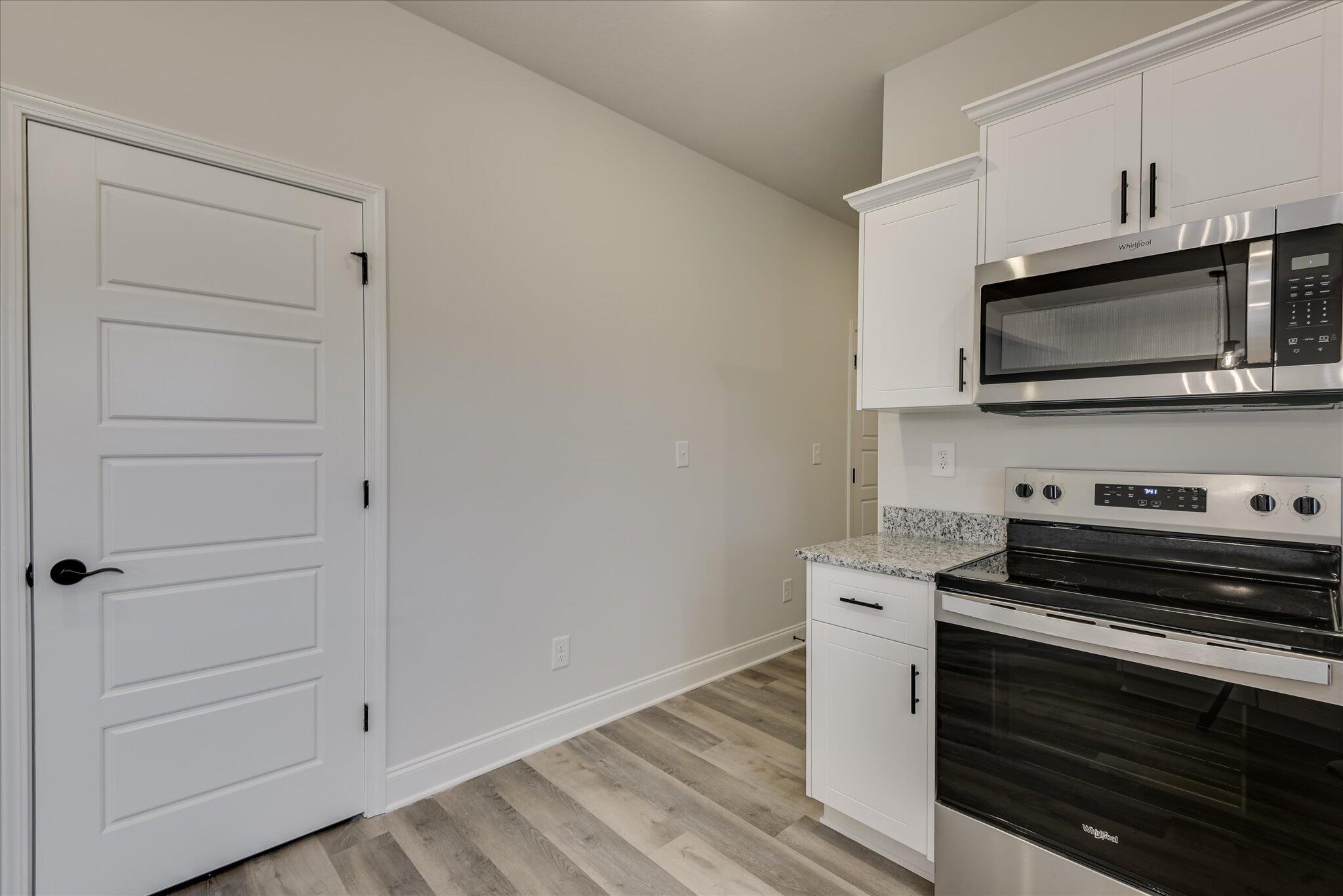 279 Bay Meadows Drive Property Photo 16