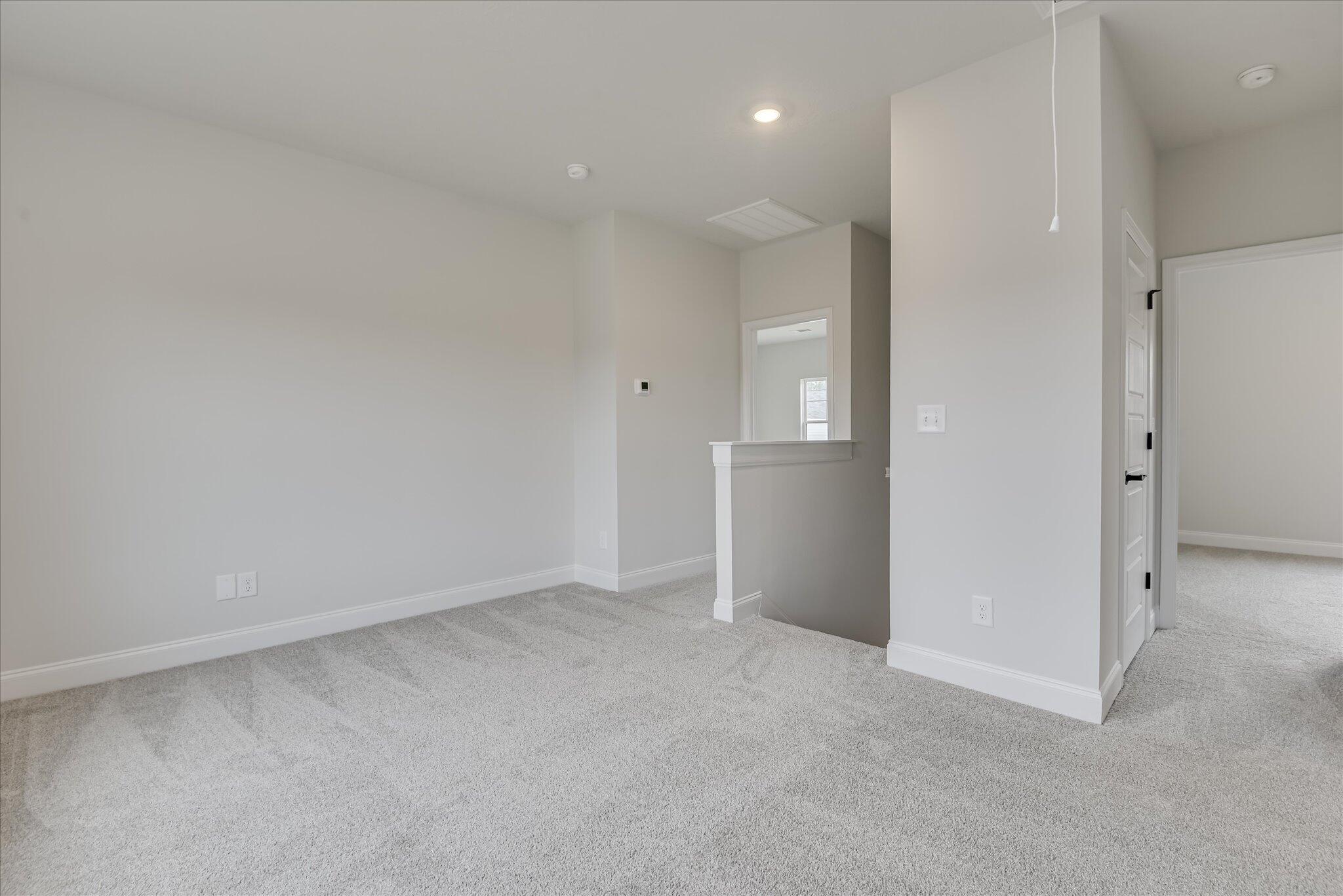 279 Bay Meadows Drive Property Photo 26