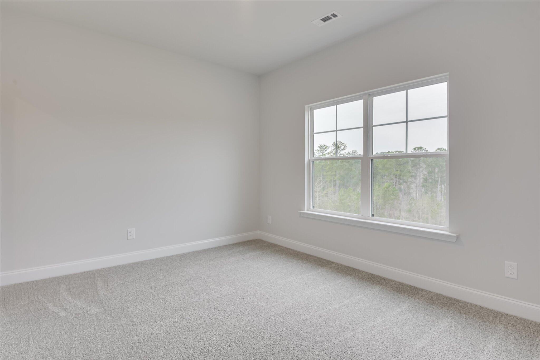 279 Bay Meadows Drive Property Photo 33