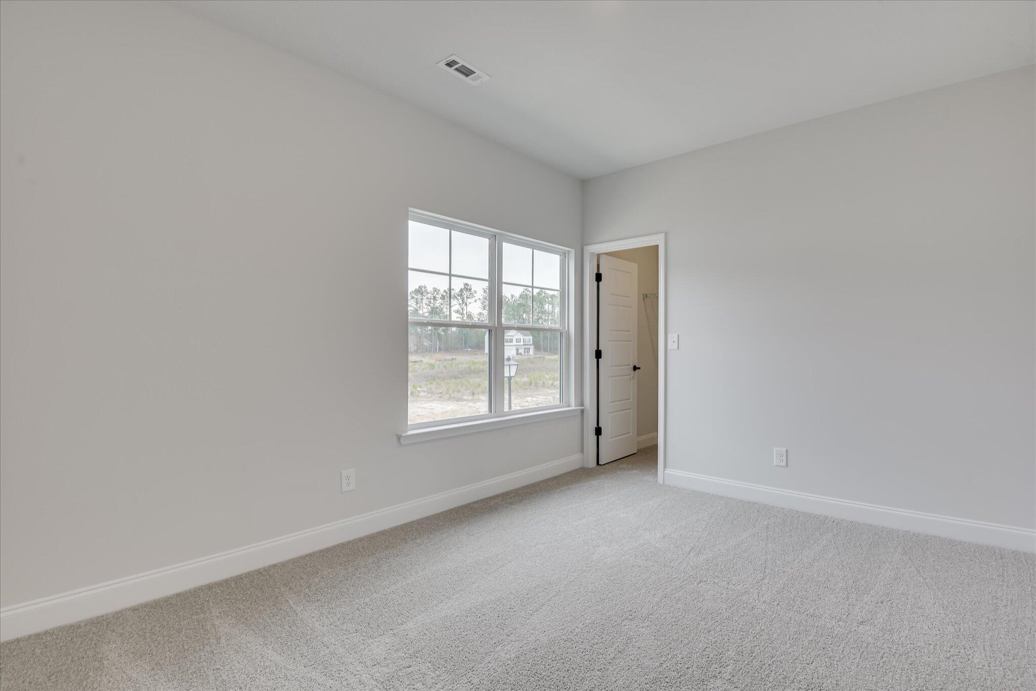 279 Bay Meadows Drive Property Photo 38