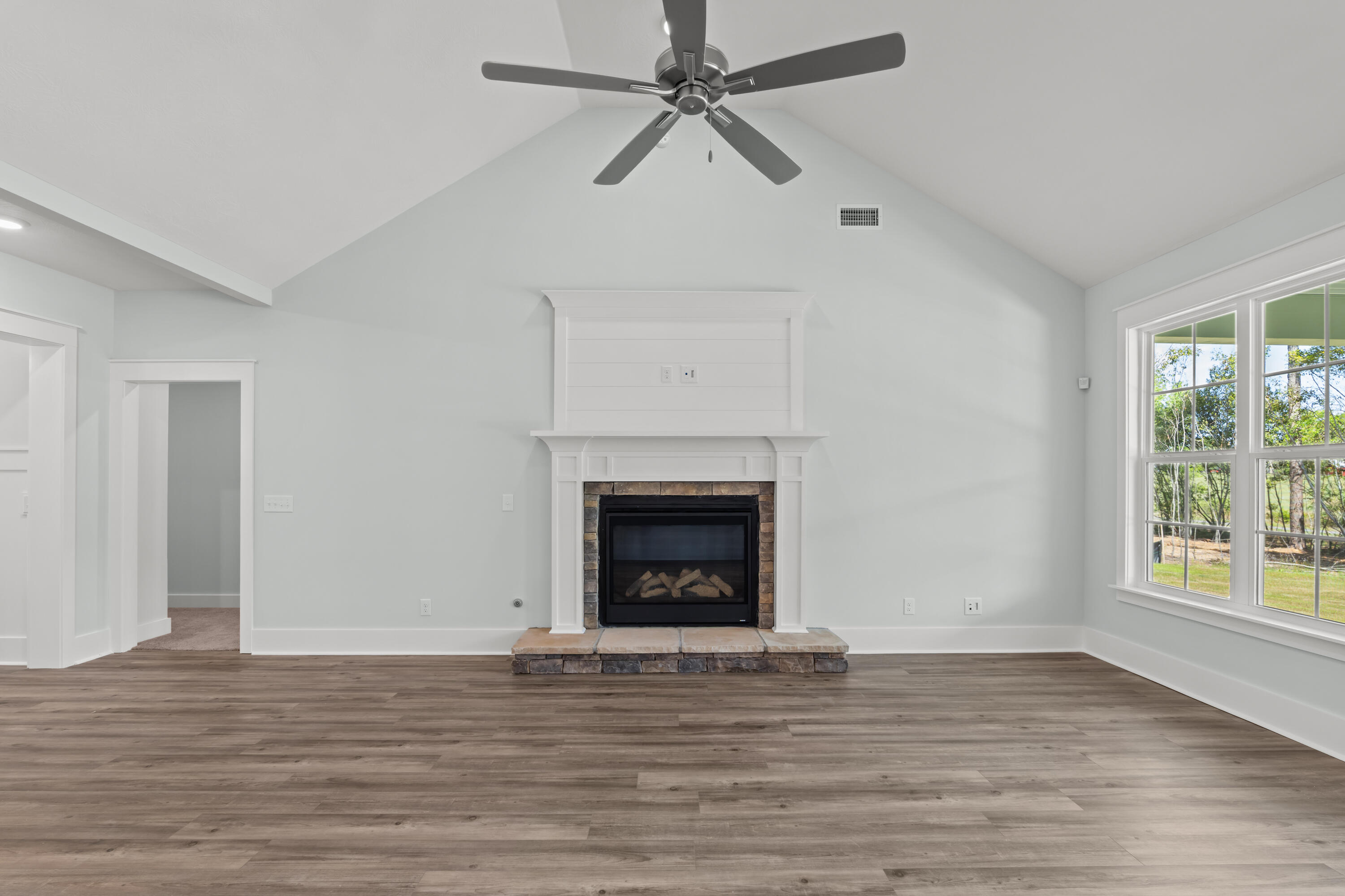1488 Bellingham Drive Property Photo 13