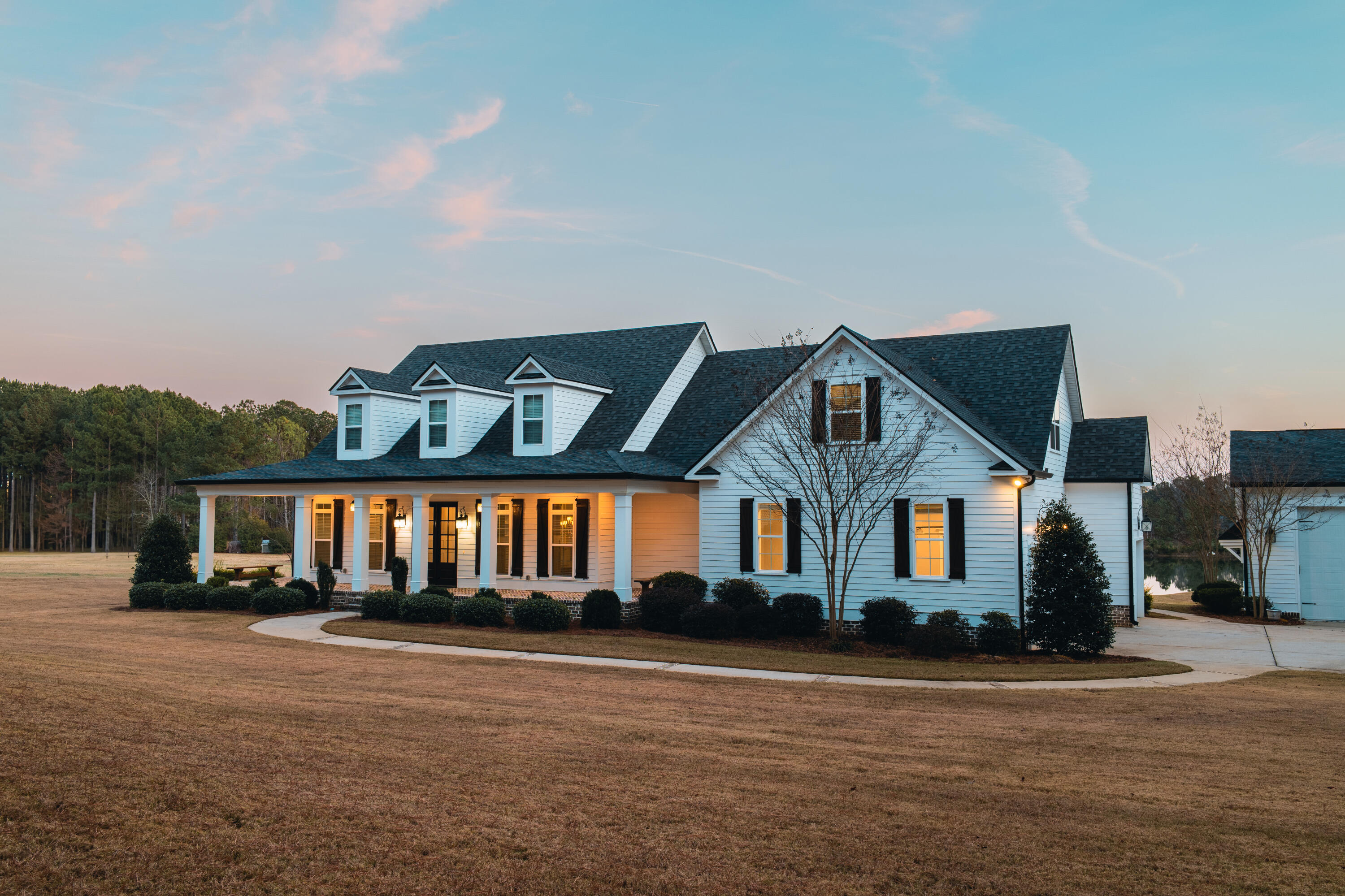 4960 White Oak Road Property Photo 4