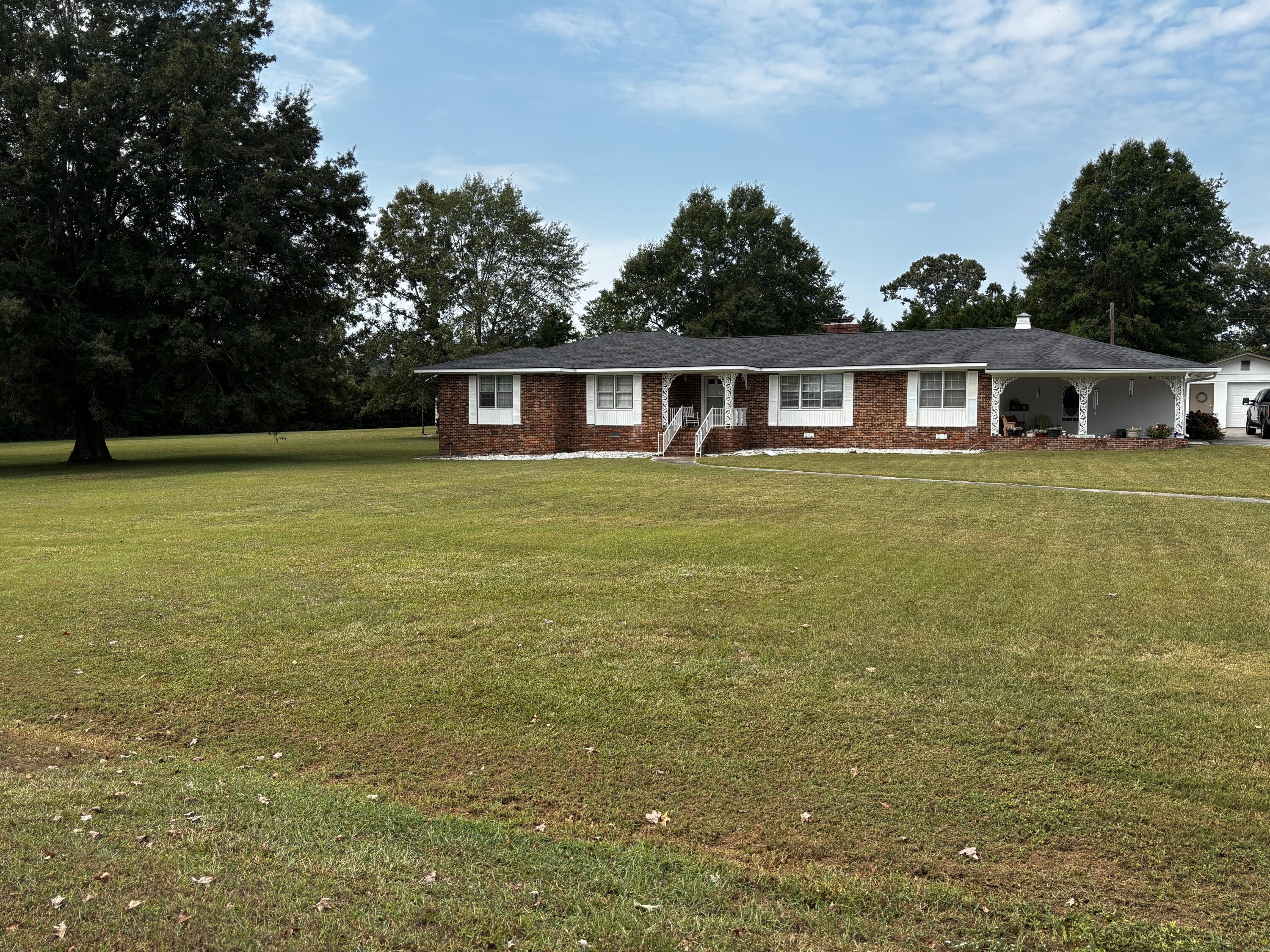 207 Old Thomson Road Property Photo 2