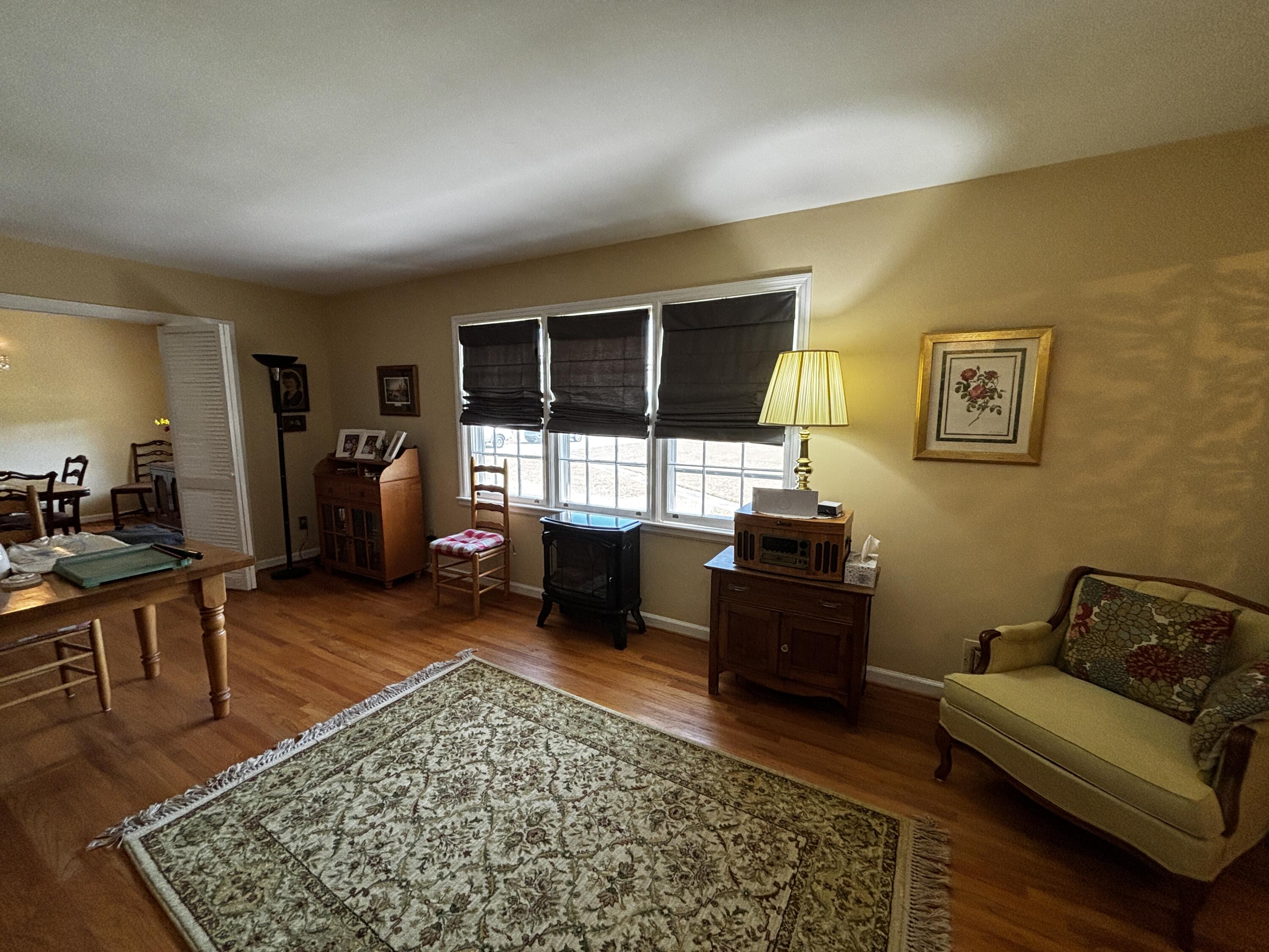 207 Old Thomson Road Property Photo 12